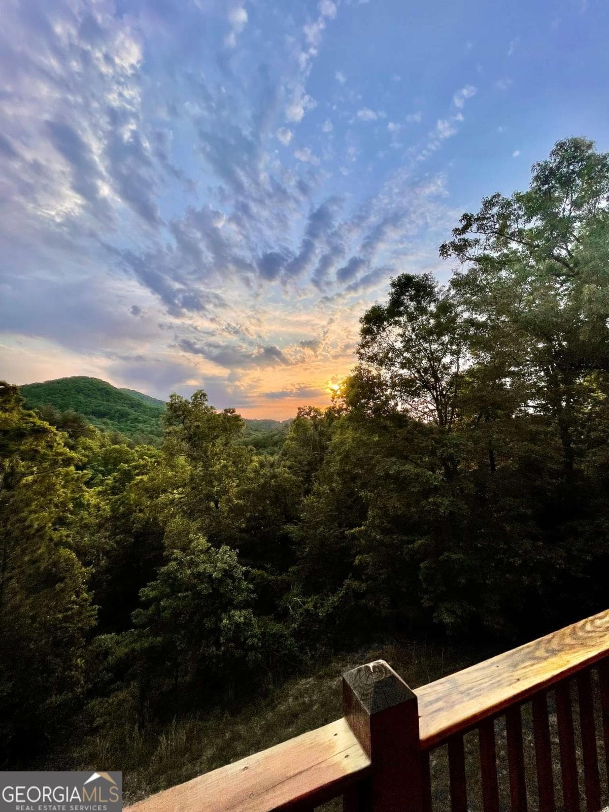 2 bedroom, 3 bathroom cabin,single family residence for sale at 85 Flat Top Trail 64, Murphy, NC 28906 — photo 6