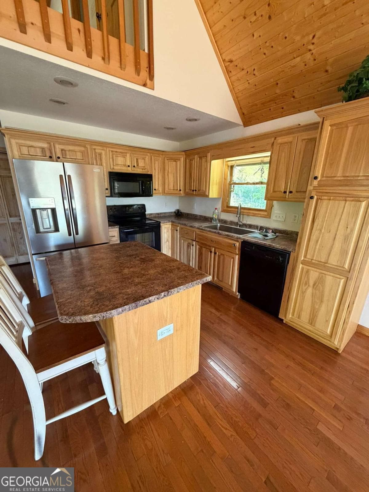 2 bedroom, 3 bathroom cabin,single family residence for sale at 85 Flat Top Trail 64, Murphy, NC 28906 — photo 7