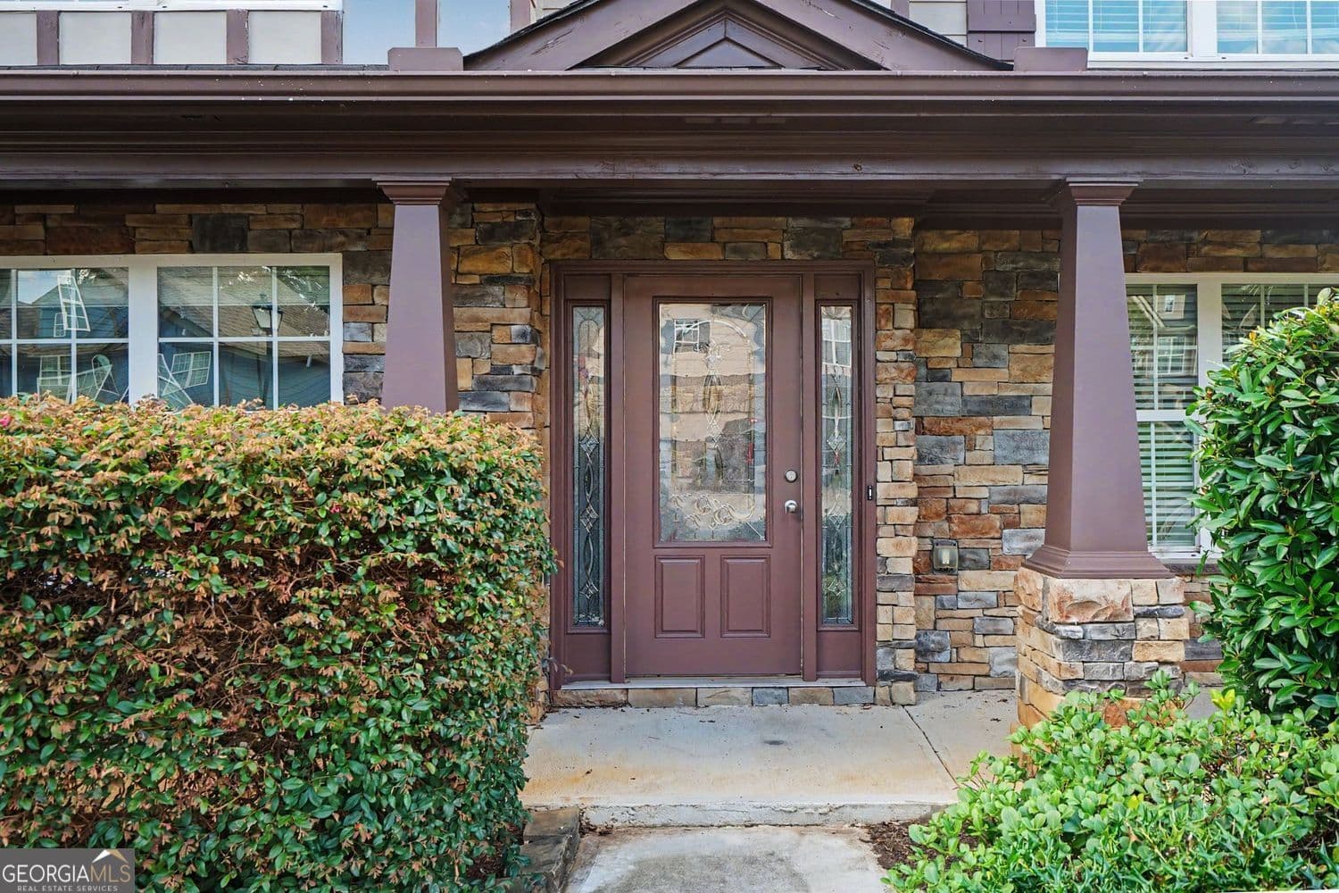 4 bedroom, 3 bathroom, 3,182 sq ft single family residence for sale at 2253 Park Manor Lane, Snellville, GA 30078 — photo 3