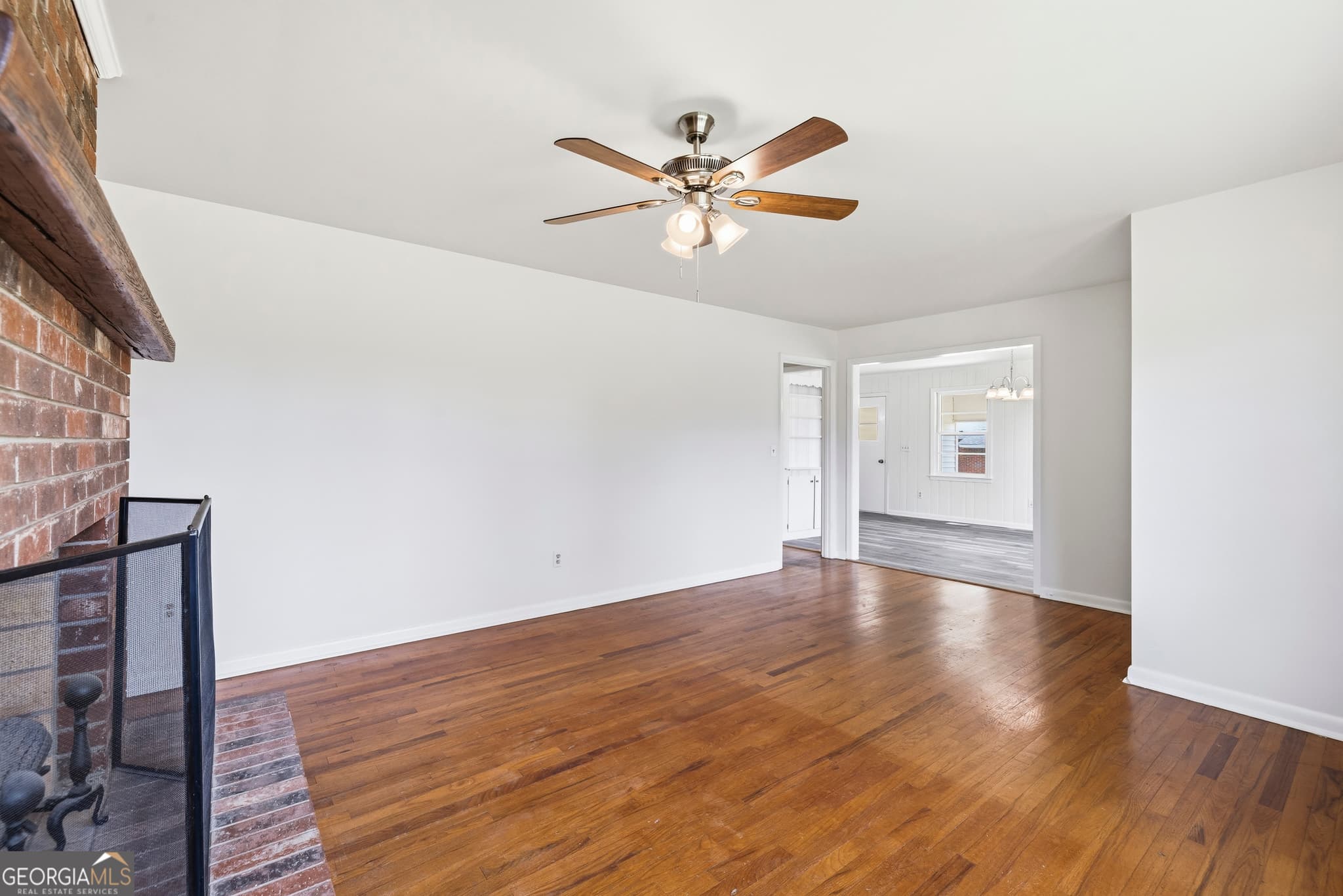 3 bedroom, 1.5 bathroom, 1,350 sq ft single family residence for sale at 93 Carlton Avenue, Union Point, GA 30669 — photo 10