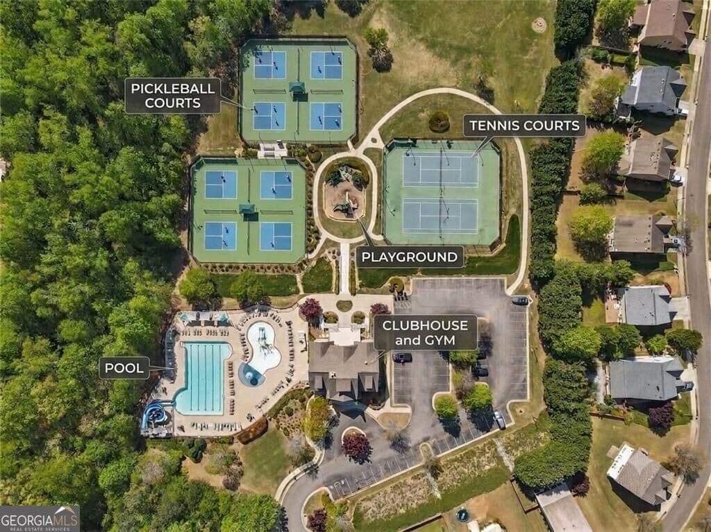 3 bedroom, 2.5 bathroom, 1,856 sq ft townhouse for sale at 4909 Sherwood Way, Cumming, GA 30040 — photo 2