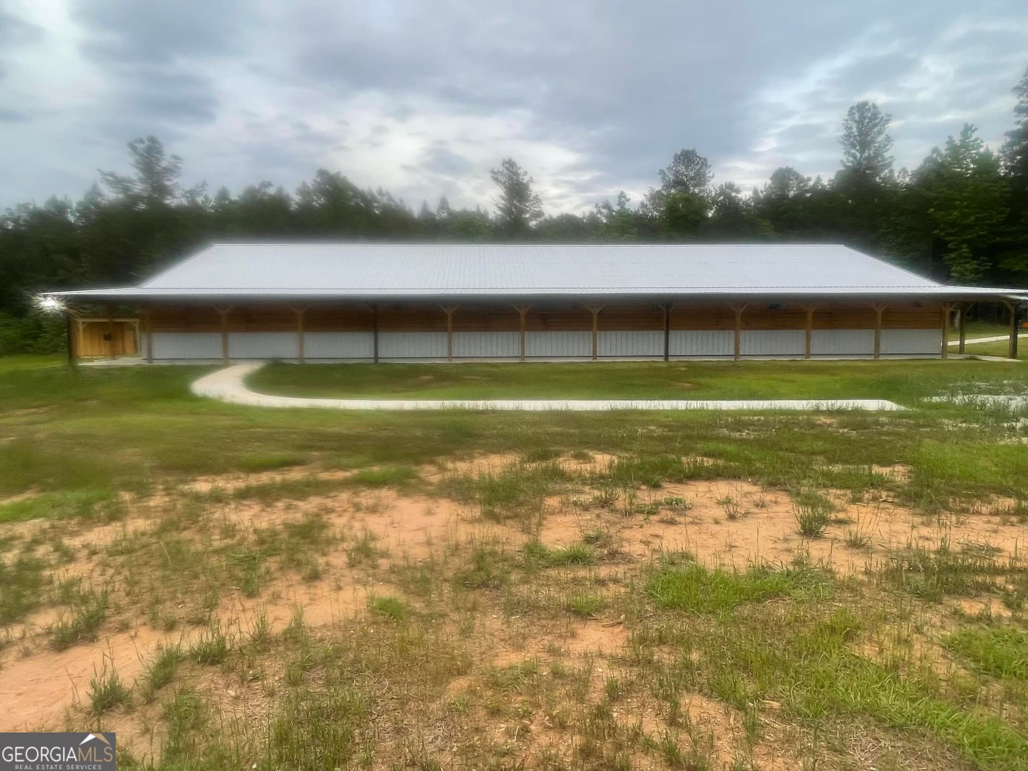 5 bedroom, 2.5 bathroom, 5,720 sq ft single family residence under contract at 1716 Ranger Road, Warrenton, GA 30828 — photo 5