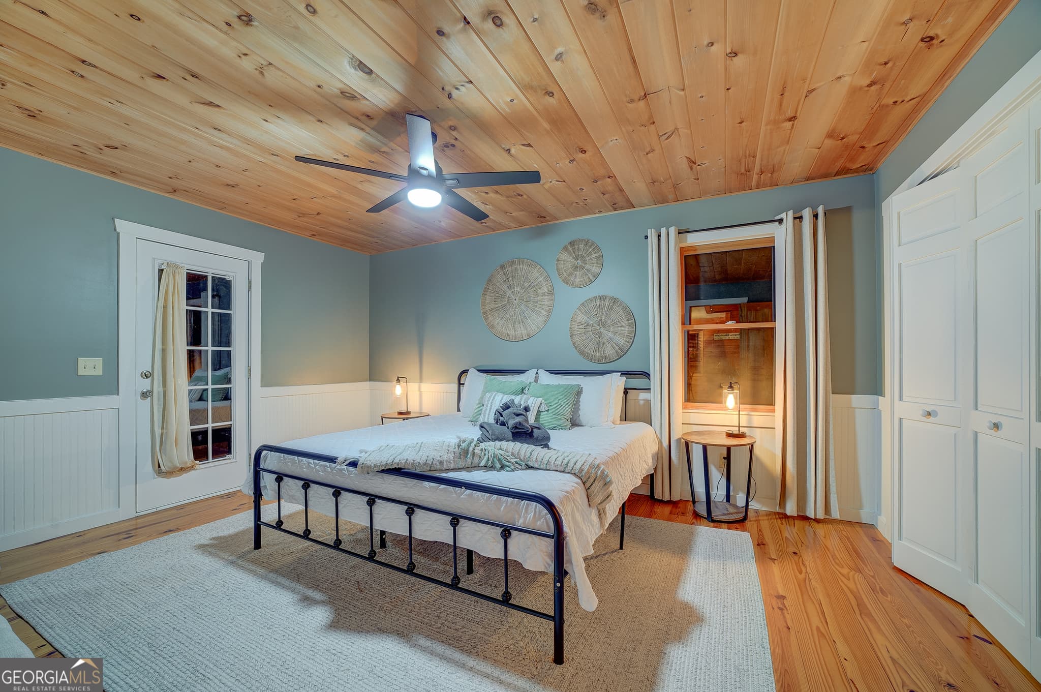 5 bedroom, 3 bathroom, 2,388 sq ft cabin,single family residence for sale at 46 Pelican Drive, Ellijay, GA 30540 — photo 8