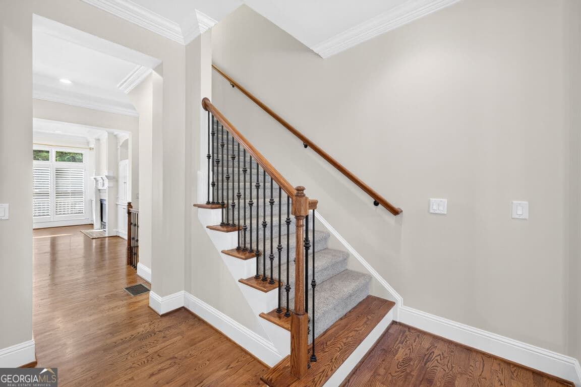 4 bedroom, 3.5 bathroom, 2,696 sq ft townhouse for sale at 1012 Merrivale Chase Lane, Roswell, GA 30075 — photo 8