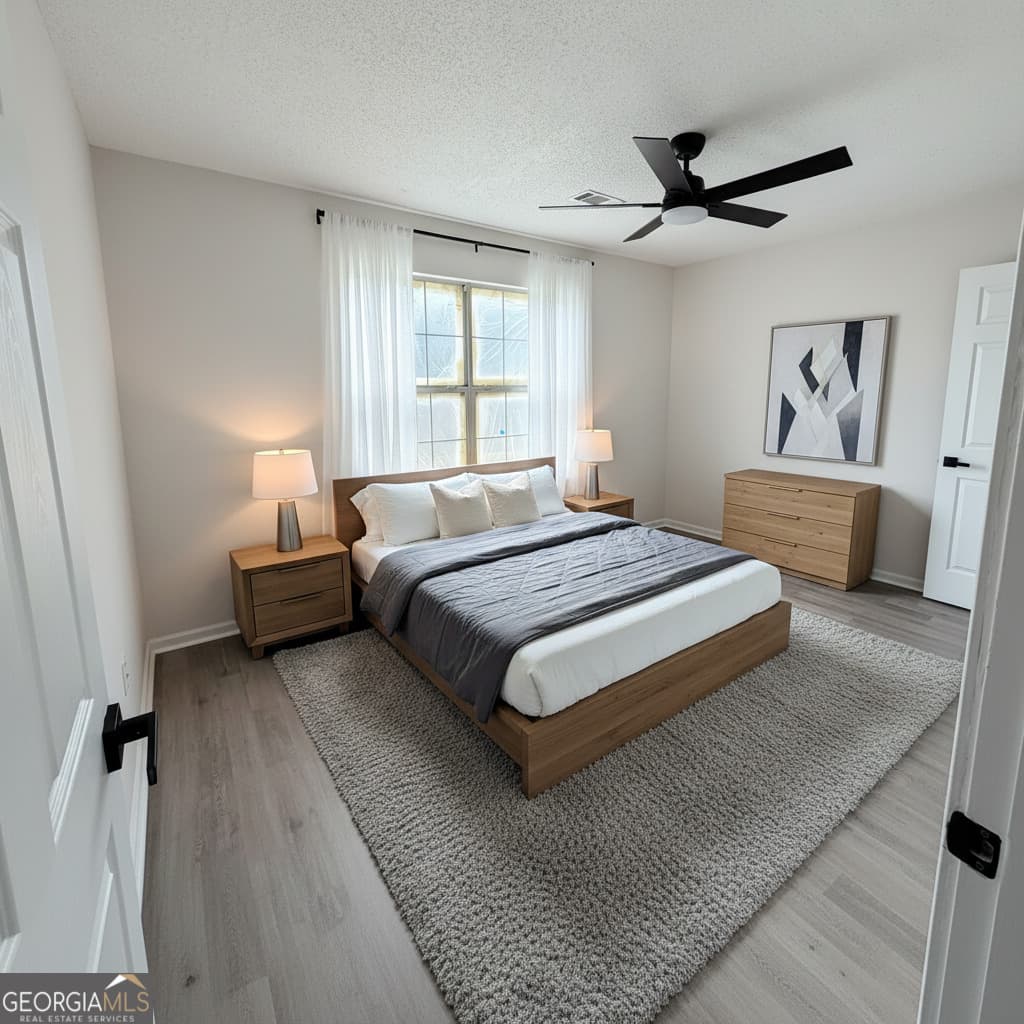 3 bedroom, 2 bathroom, 1,232 sq ft single family residence for sale at 16 Kidd Street, Newnan, GA 30263 — photo 4