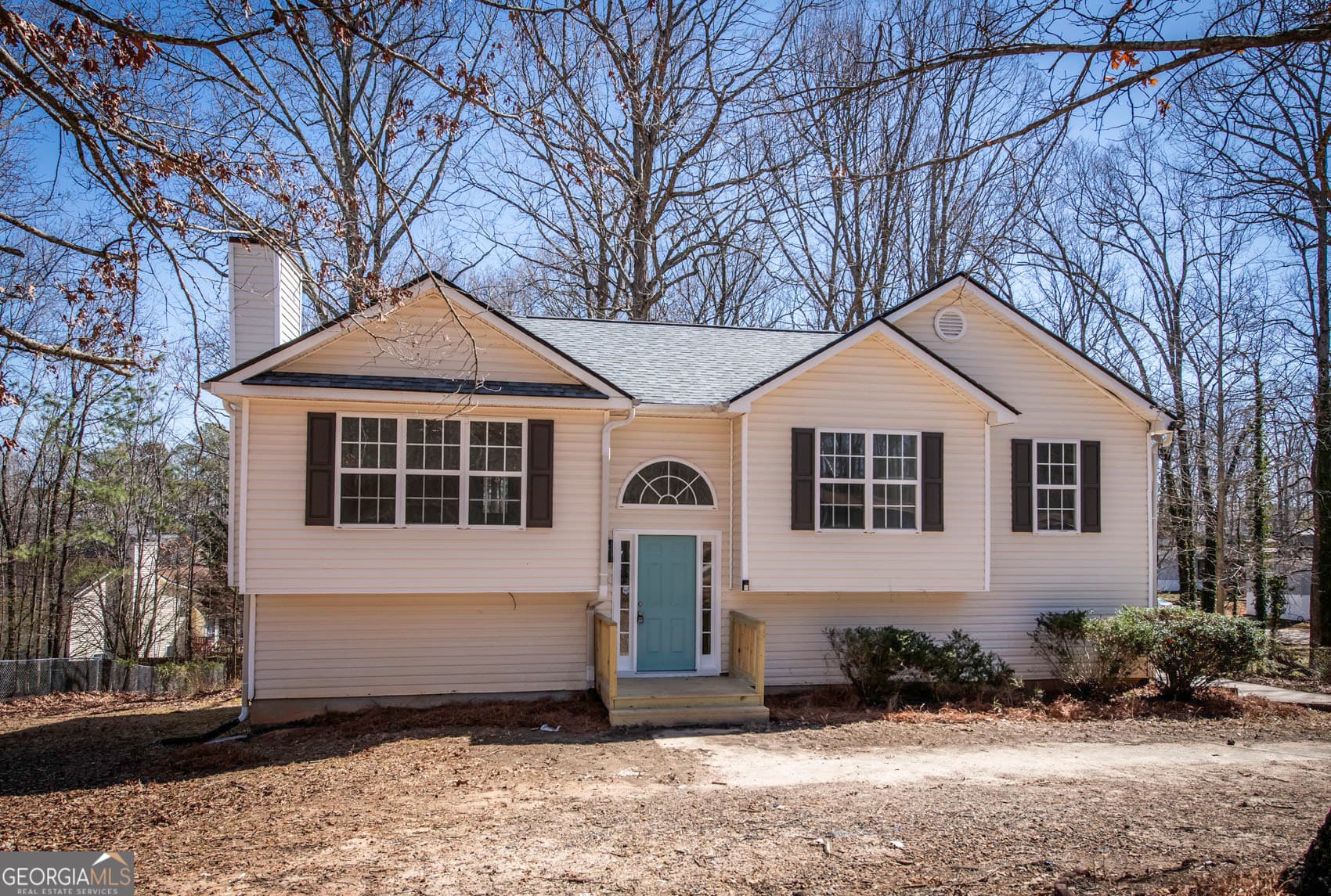 3 bedroom, 2.5 bathroom, 1,814 sq ft single family residence for sale at 2192 Stenger Road, Douglasville, GA 30135