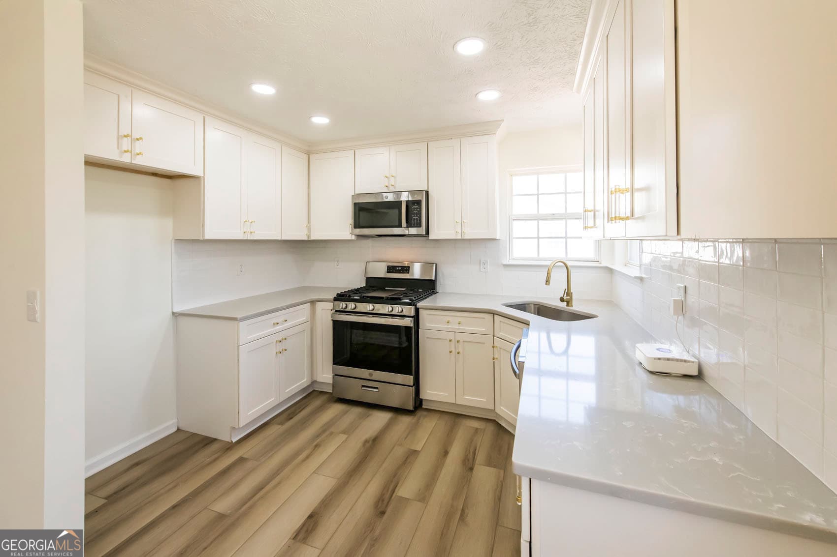 3 bedroom, 2.5 bathroom, 1,814 sq ft single family residence for sale at 2192 Stenger Road, Douglasville, GA 30135 — photo 8