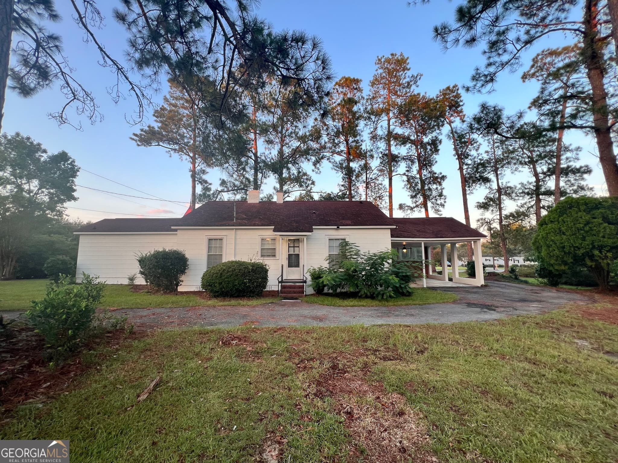 3 bedroom, 2 bathroom, 1,475 sq ft single family residence for sale at 325 N Line Street, Dexter, GA 31019 — photo 6