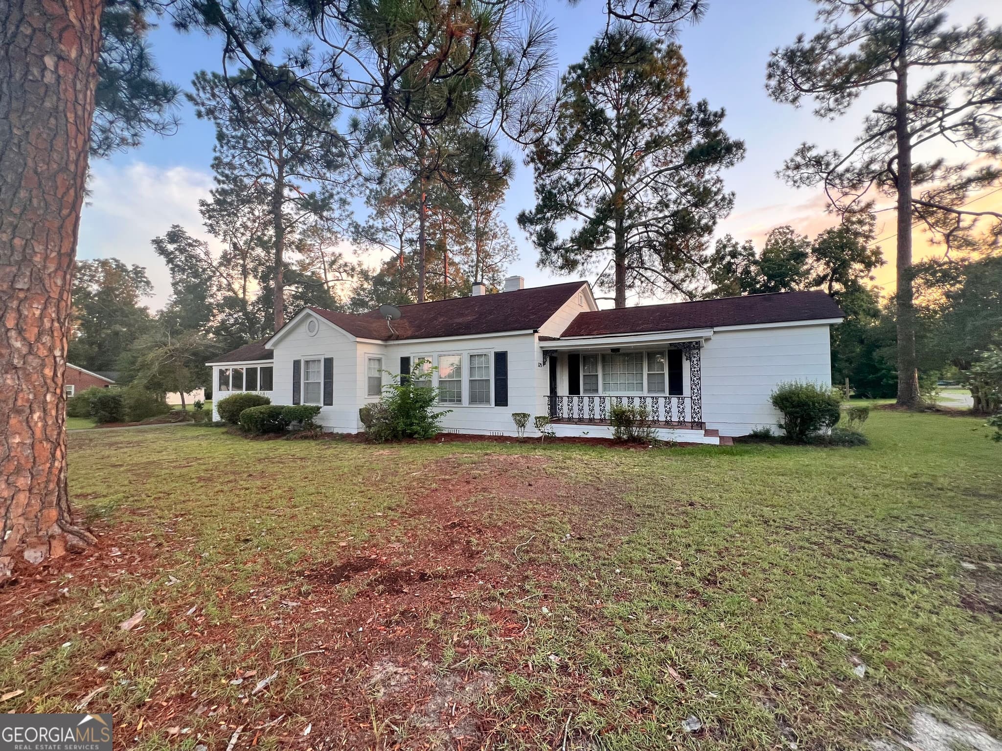 3 bedroom, 2 bathroom, 1,475 sq ft single family residence for sale at 325 N Line Street, Dexter, GA 31019 — photo 9