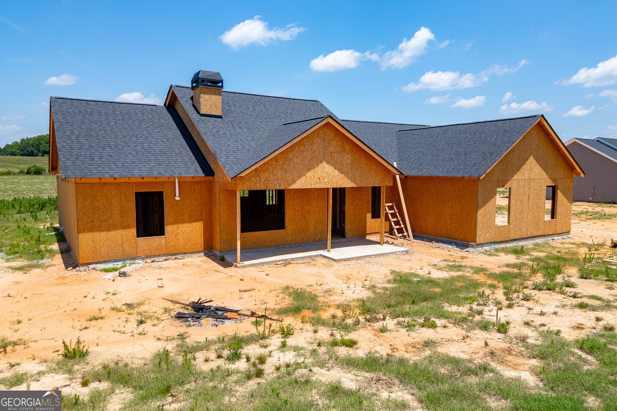 3 bedroom, 2 bathroom, 1,800 sq ft single family residence for sale at 124 Creek Stone Drive 14, Hartwell, GA 30643 — photo 2