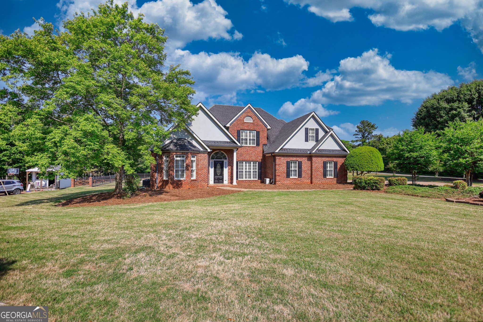 5 bedroom, 3 bathroom, 3,600 sq ft single family residence for sale at 100 Westminster Way, Mcdonough, GA 30252 — photo 3