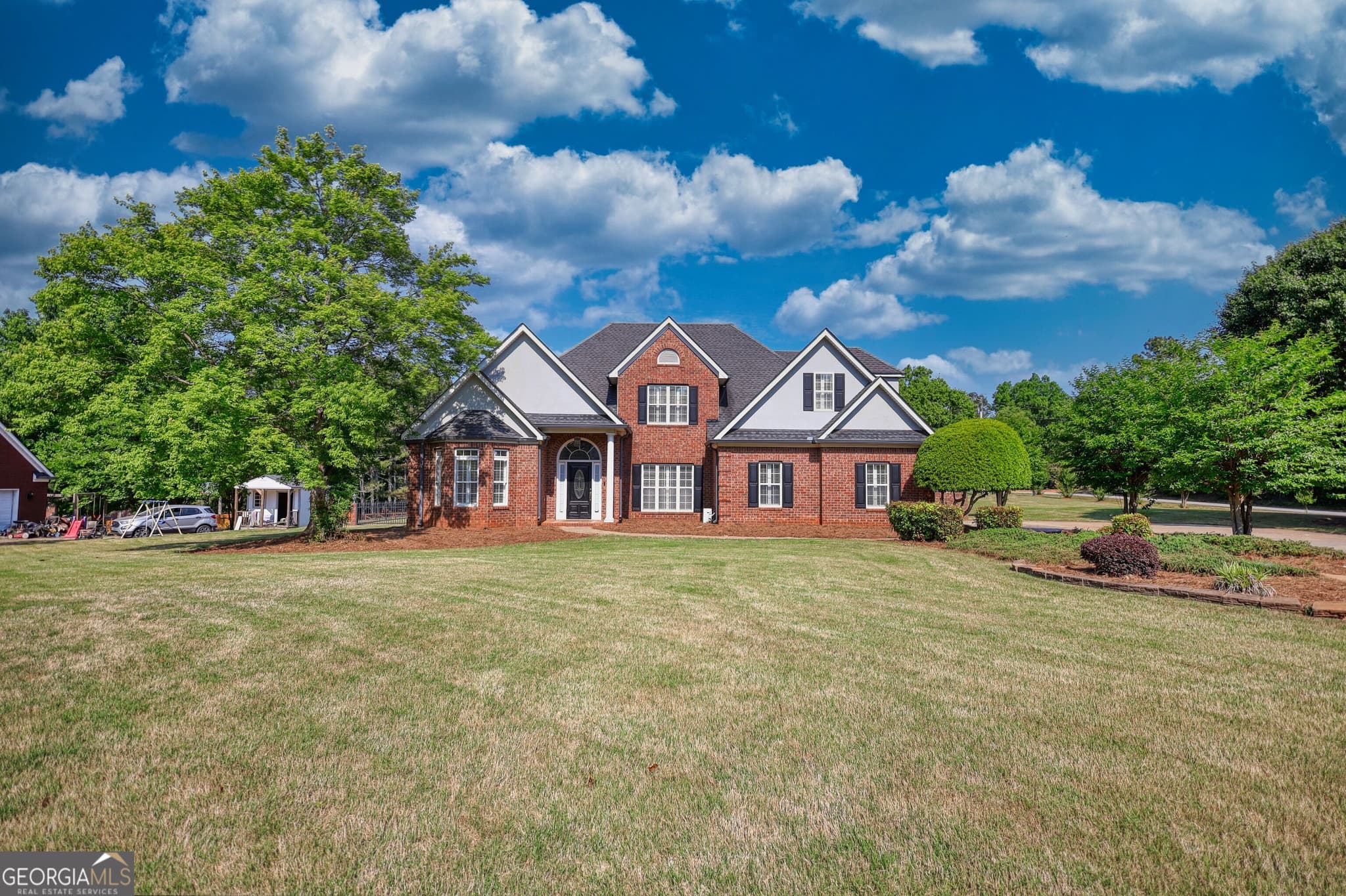 5 bedroom, 3 bathroom, 3,600 sq ft single family residence for sale at 100 Westminster Way, Mcdonough, GA 30252 — photo 5