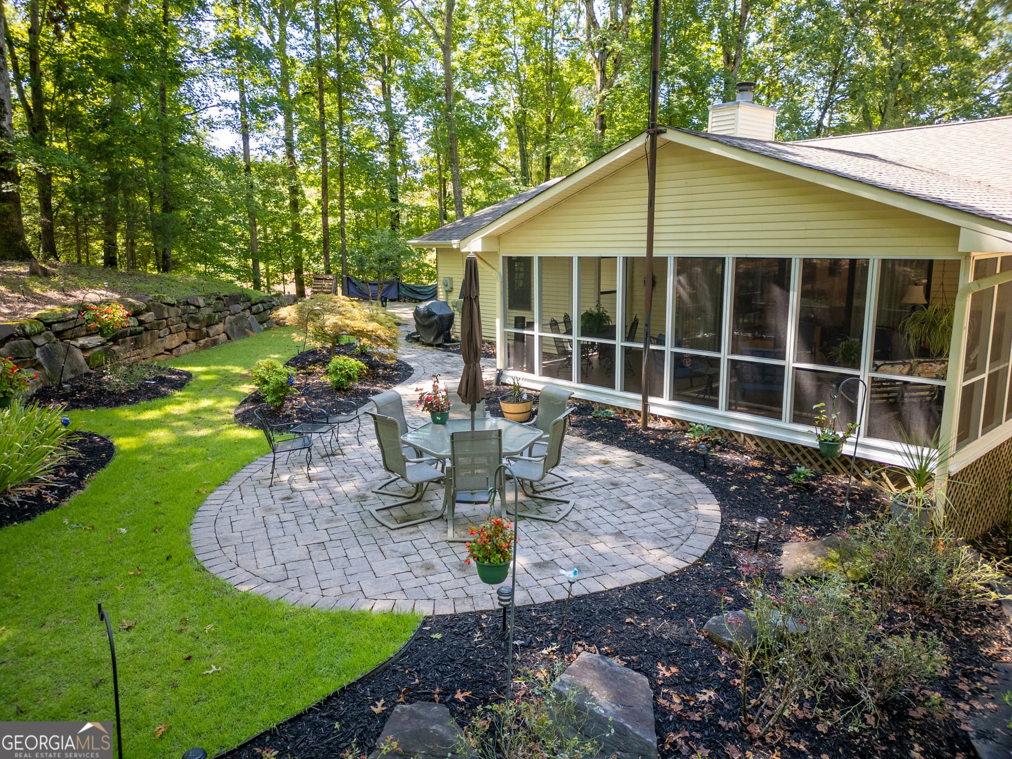 3 bedroom, 3 bathroom, 2,793 sq ft single family residence for sale at 910 Chickasaw Drive, Westminster, SC 29693 — photo 2