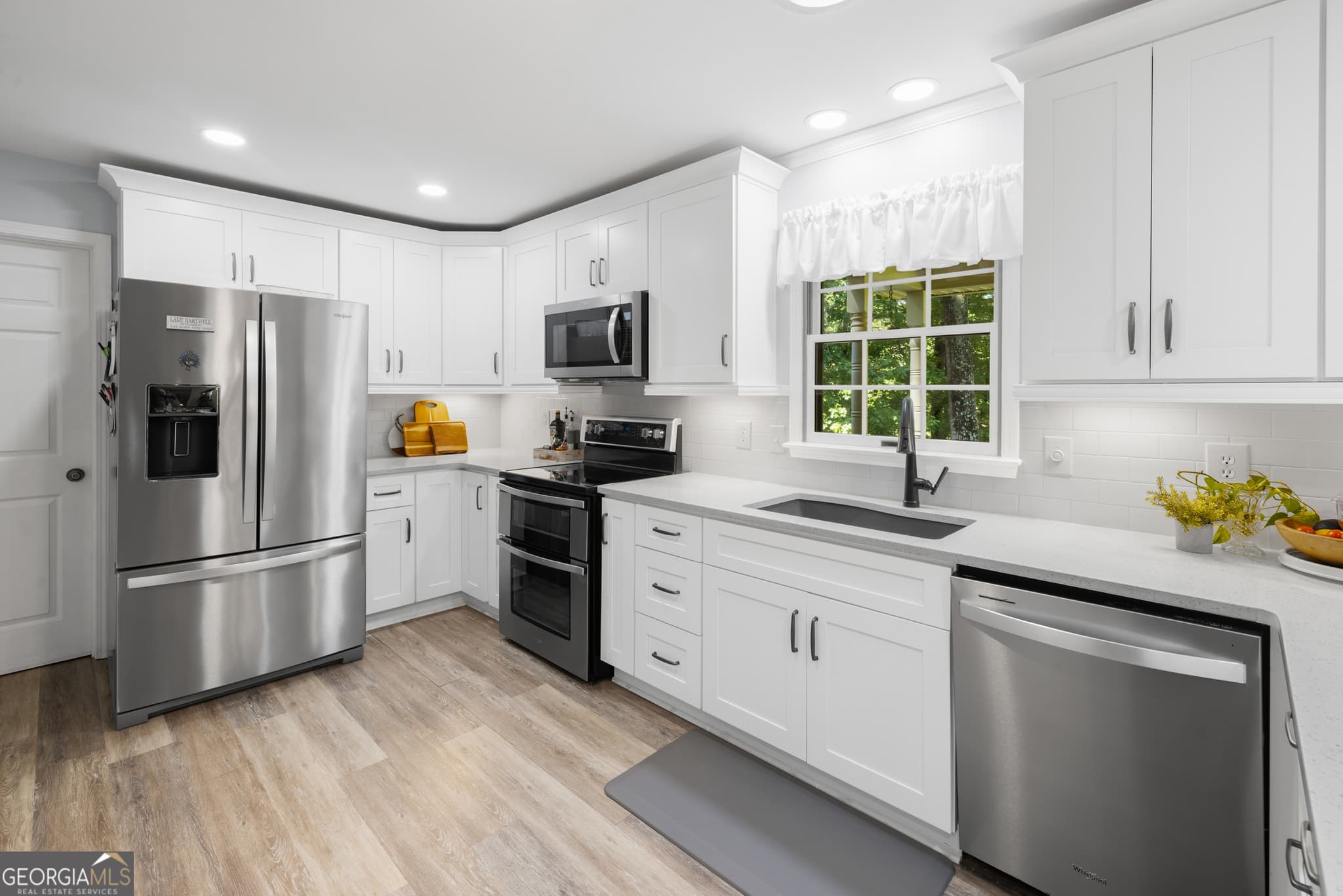 3 bedroom, 3 bathroom, 2,793 sq ft single family residence for sale at 910 Chickasaw Drive, Westminster, SC 29693 — photo 8