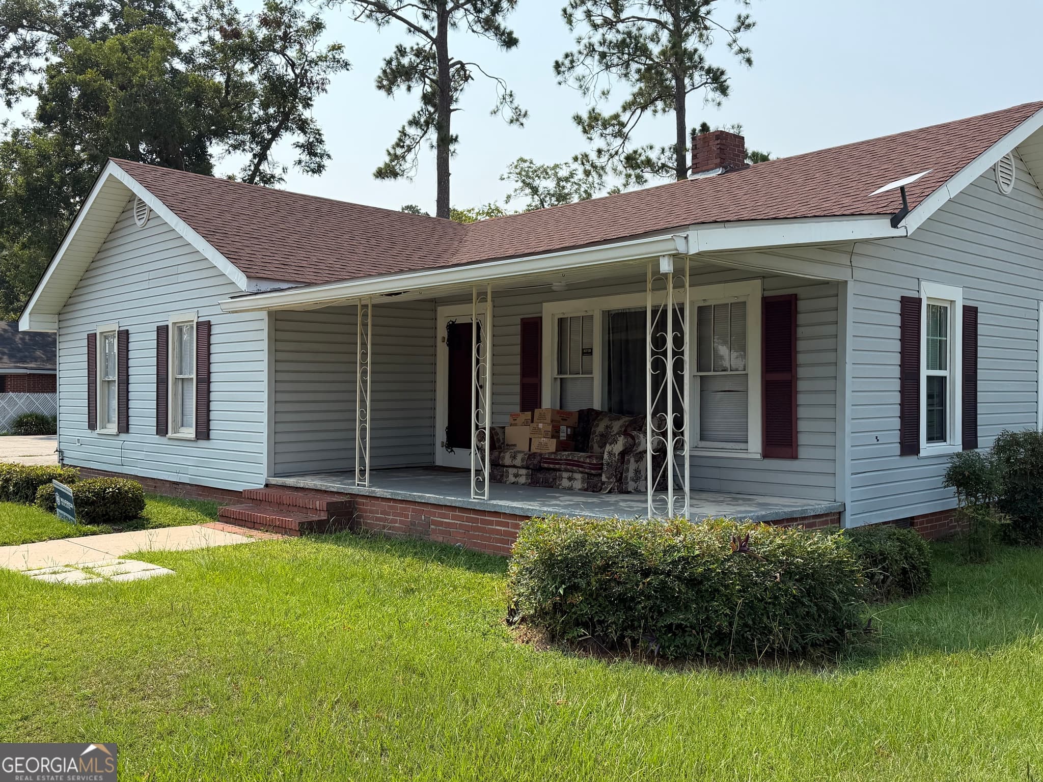 3 bedroom, 2.5 bathroom, 1,778 sq ft single family residence for sale at 314 W 16th Street, Alma, GA 31510 — photo 7