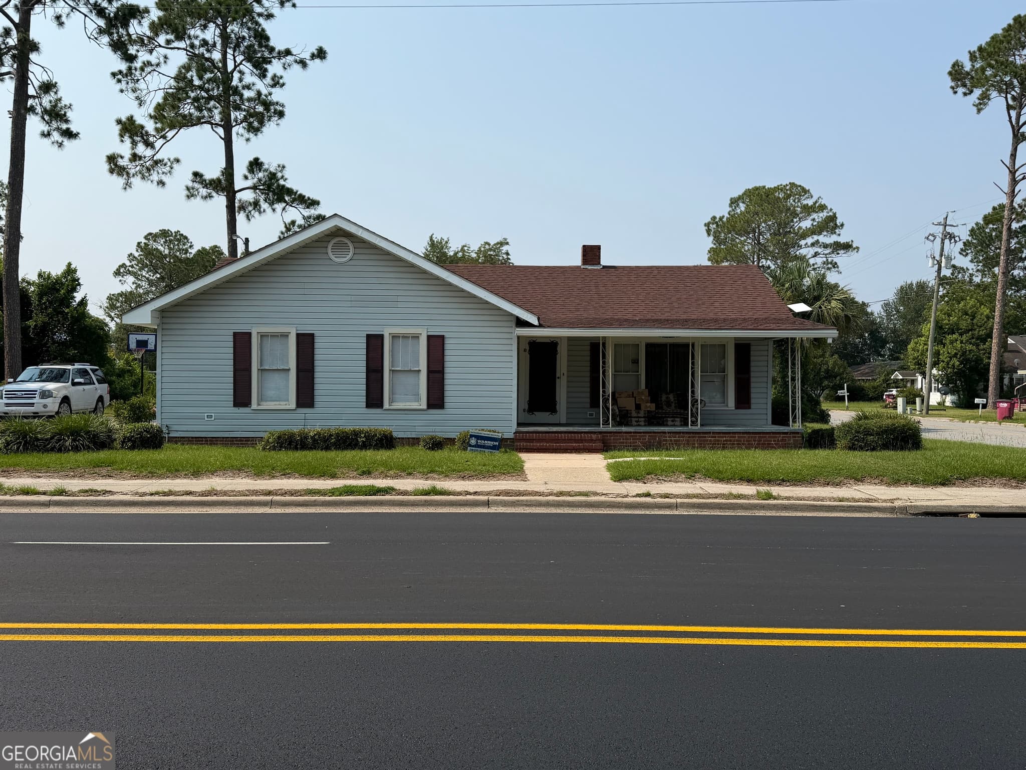 3 bedroom, 2.5 bathroom, 1,778 sq ft single family residence for sale at 314 W 16th Street, Alma, GA 31510 — photo 1 of 10