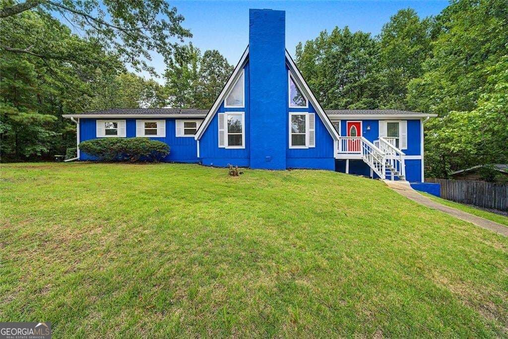 4 bedroom, 3 bathroom, 2,923 sq ft single family residence for sale at 3202 Beaver Drive, Douglasville, GA 30135