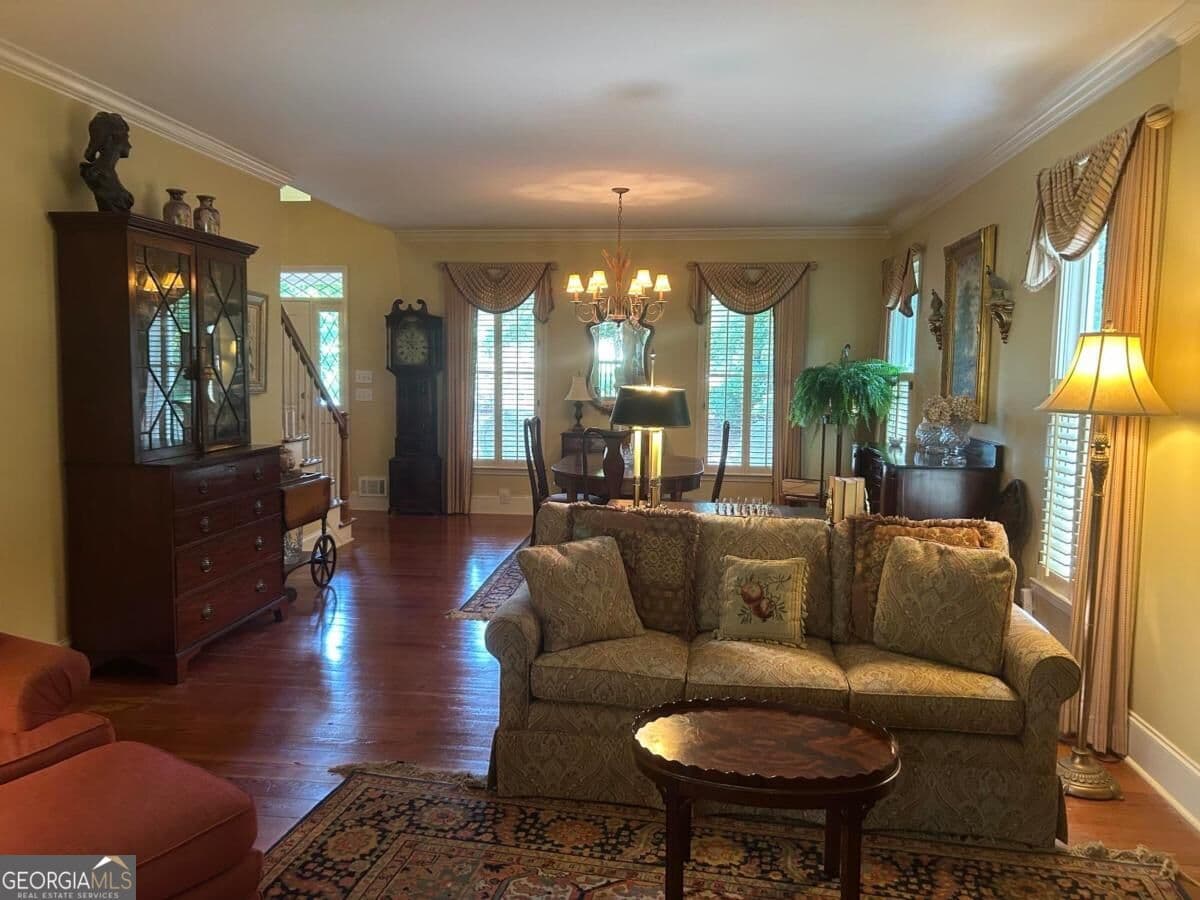 4 bedroom, 2.5 bathroom, 2,283 sq ft single family residence for sale at 1011 Spy Glass Hill, Greensboro, GA 30642 — photo 6
