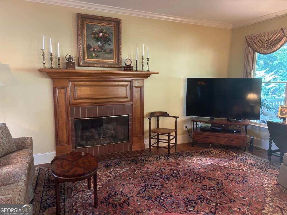 4 bedroom, 2.5 bathroom, 2,283 sq ft single family residence for sale at 1011 Spy Glass Hill, Greensboro, GA 30642 — photo 3