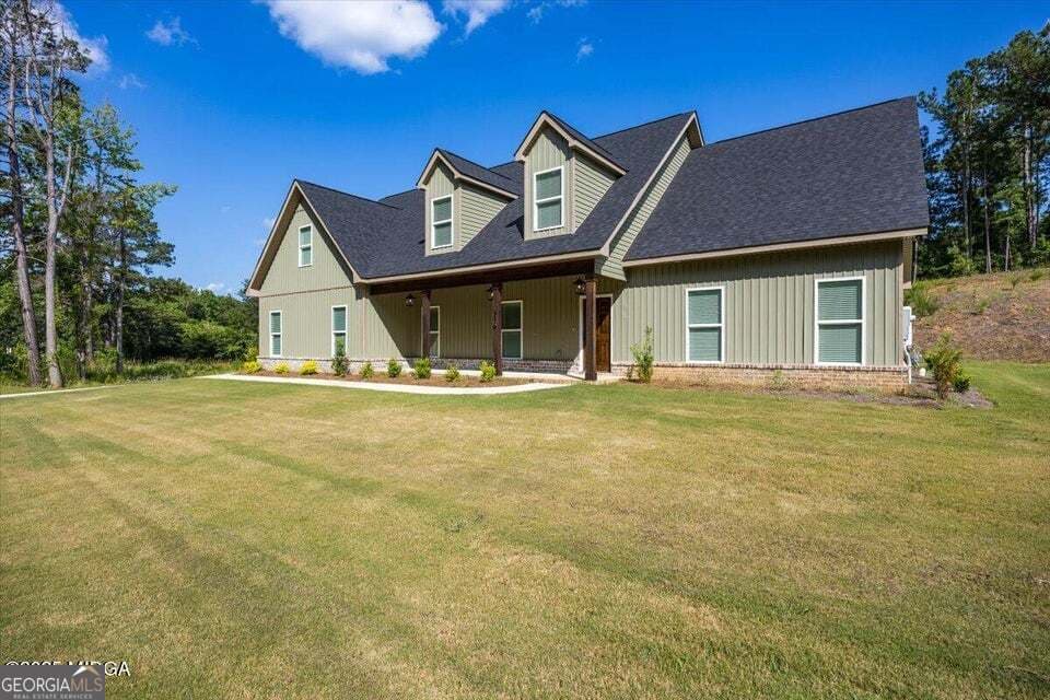 4 bedroom, 3 bathroom, 3,304 sq ft single family residence for sale at 279 River North Boulevard, Macon, GA 31211 — photo 2