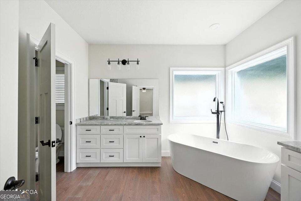4 bedroom, 3 bathroom, 3,304 sq ft single family residence for sale at 279 River North Boulevard, Macon, GA 31211 — photo 8