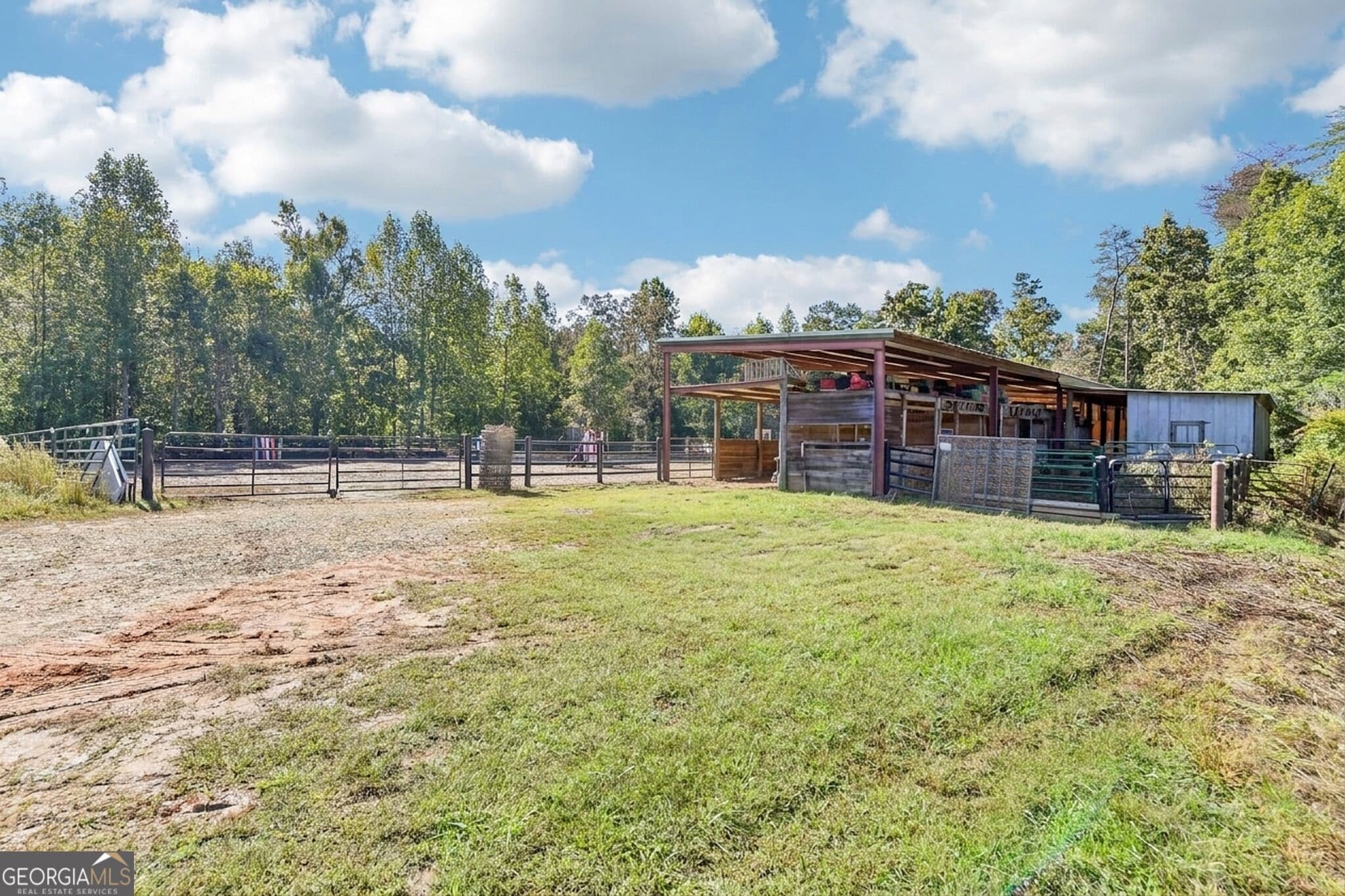 1 bedroom, 1 bathroom, 1,176 sq ft farm for sale at 231 Hatfield Grove, Dahlonega, GA 30533 — photo 9