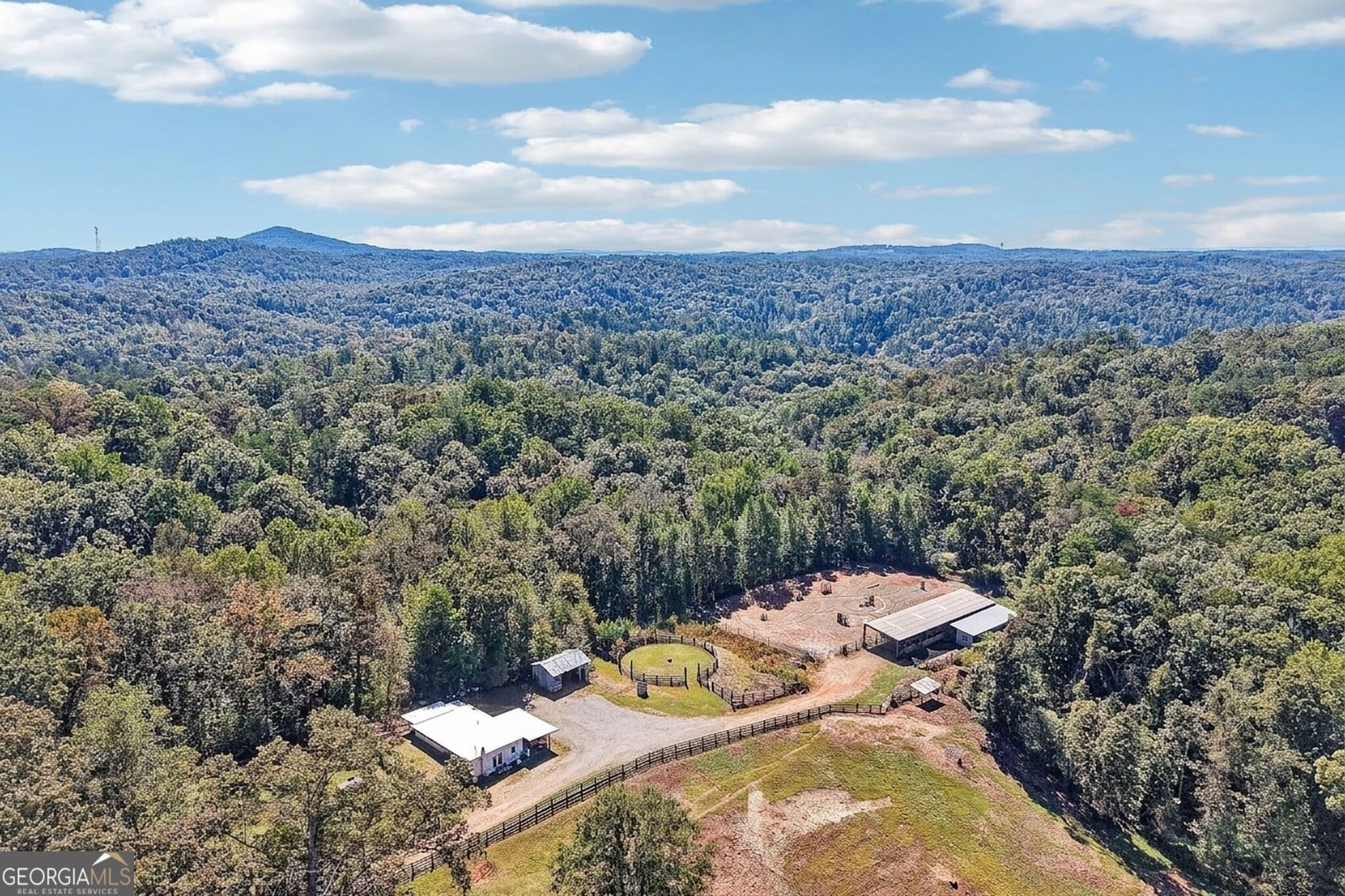 1 bedroom, 1 bathroom, 1,176 sq ft farm for sale at 231 Hatfield Grove, Dahlonega, GA 30533 — photo 4