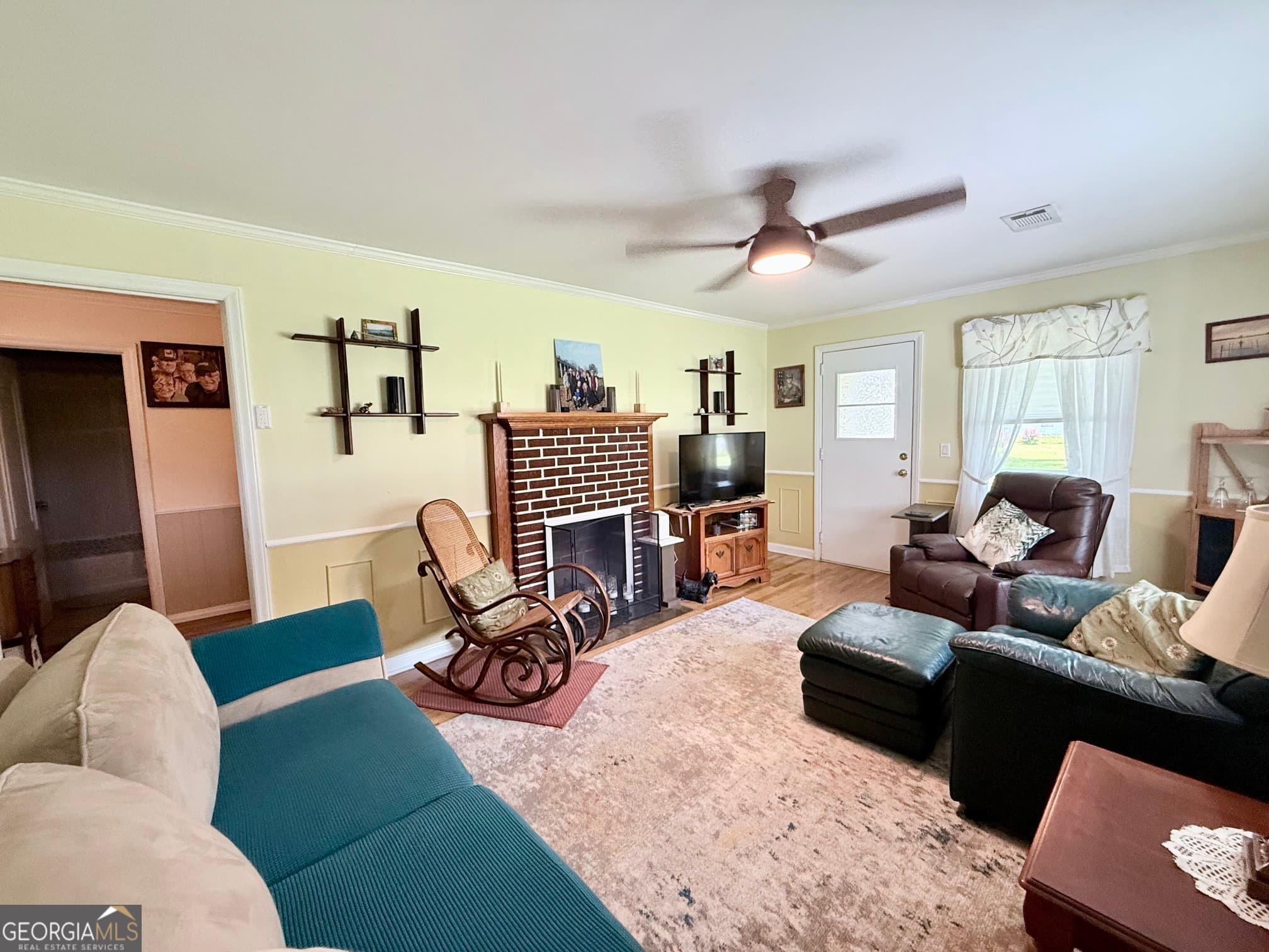 3 bedroom, 2 bathroom, 1,616 sq ft single family residence for sale at 301 E Willow Lake Drive, Metter, GA 30439 — photo 3