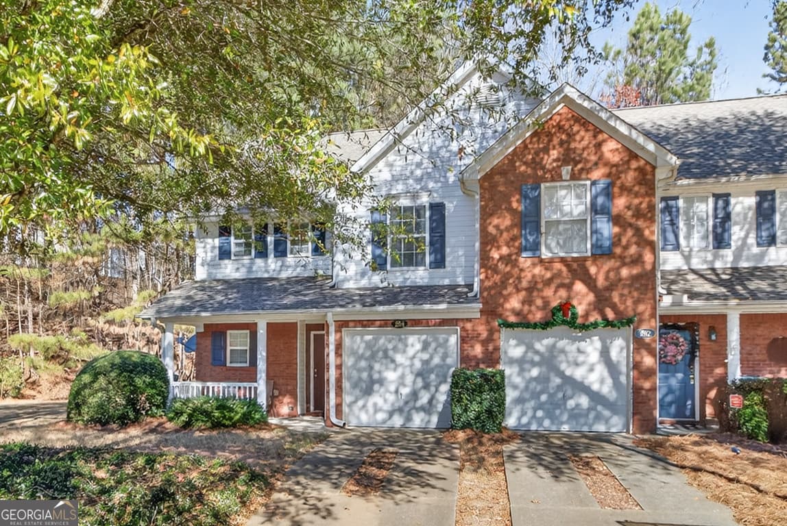 2 bedroom, 2.5 bathroom, 1,395 sq ft townhouse sold at 284 Cottonwood Creek Circle, Canton, GA 30114