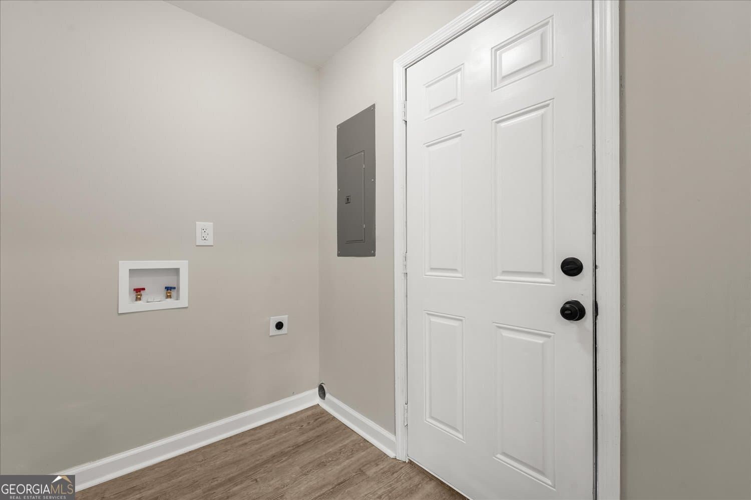 3 bedroom, 2 bathroom, 1,194 sq ft single family residence under contract at 1894 Neptune Drive, Augusta, GA 30906 — photo 7