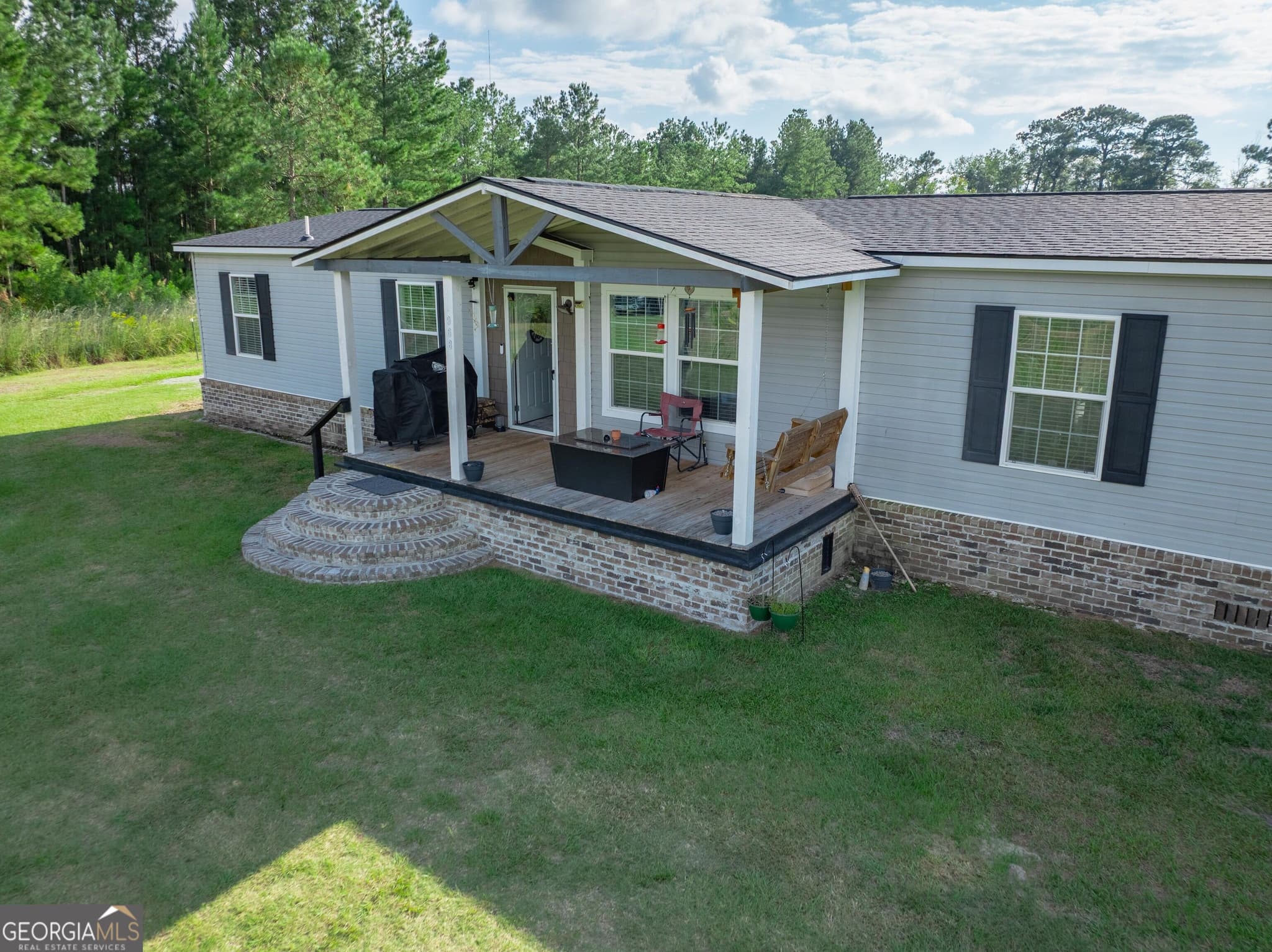 5 bedroom, 3 bathroom, 2,220 sq ft manufactured home,single family residence for sale at 968 Brenda Kaye Yawn Road, Baxley, GA 31513 — photo 4