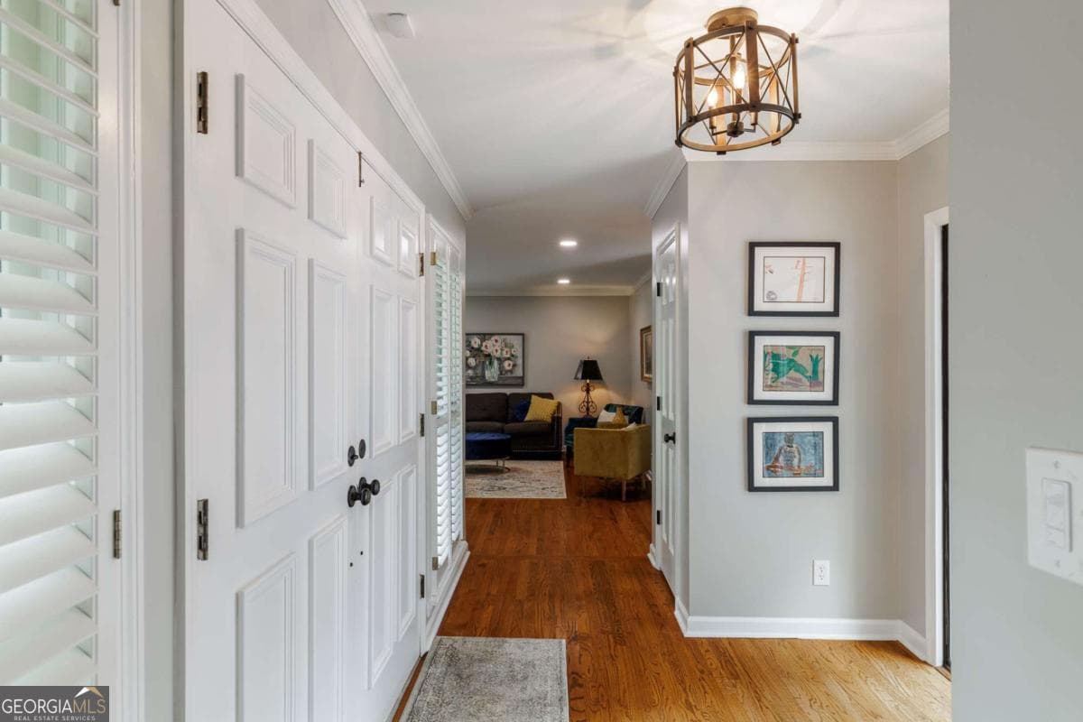 3 bedroom, 2.5 bathroom, 2,810 sq ft single family residence for sale at 115 Valleywood Drive, Athens, GA 30606 — photo 2