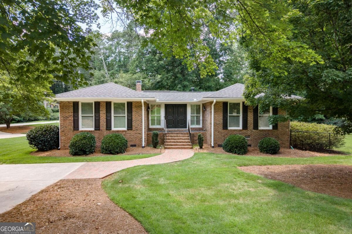 3 bedroom, 2.5 bathroom, 2,810 sq ft single family residence for sale at 115 Valleywood Drive, Athens, GA 30606 — photo 1 of 63