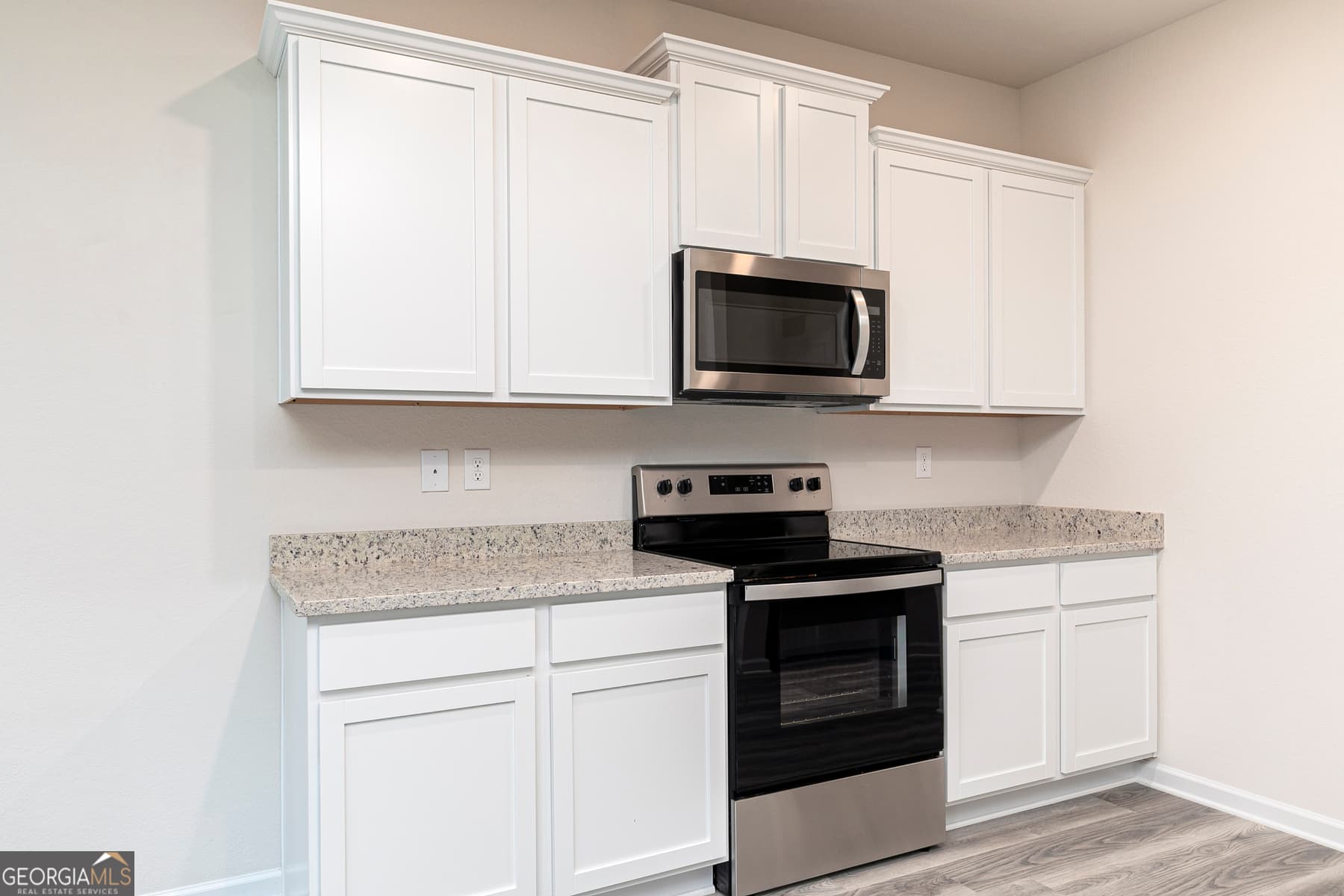 4 bedroom, 2.5 bathroom, 1,966 sq ft single family residence for sale at 621 Slate Road, Conyers, GA 30013 — photo 8
