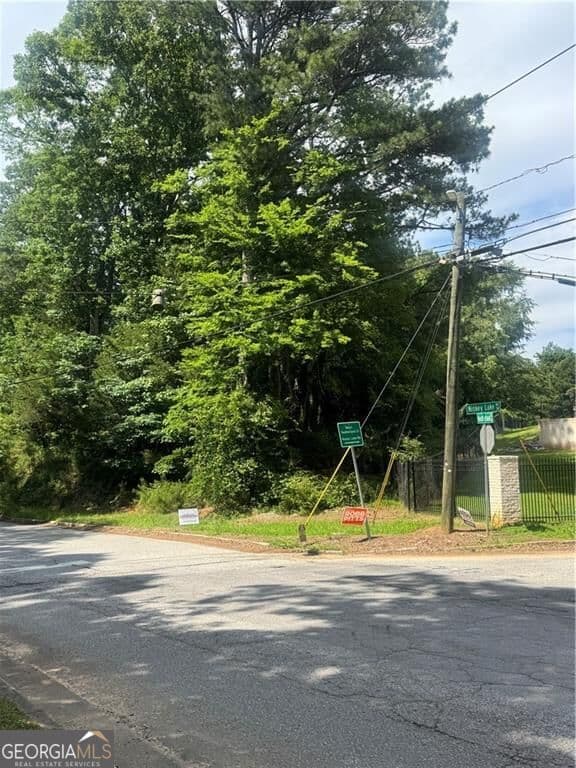 residential lot for sale at 0 Heatherland Drive, Atlanta, GA 30331 — photo 1 of 5
