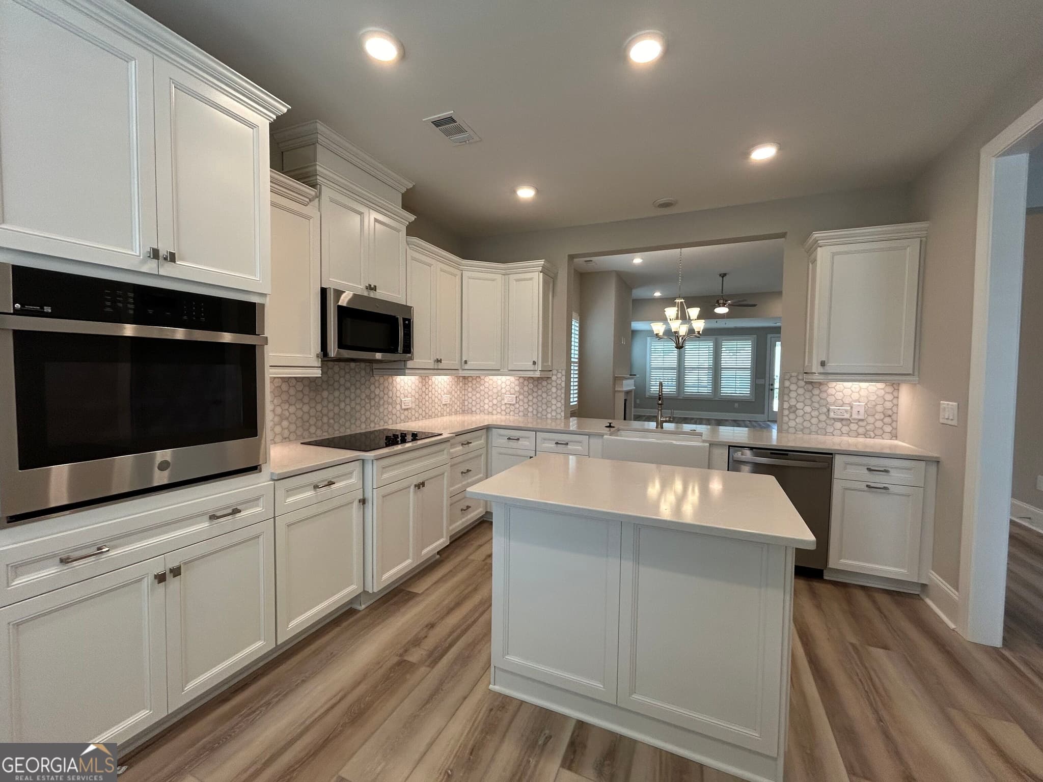 2 bedroom, 2 bathroom, 1,530 sq ft single family residence for rent at 411 Silverbell Court, Peachtree City, GA 30269 for $3,450 a month — photo 3