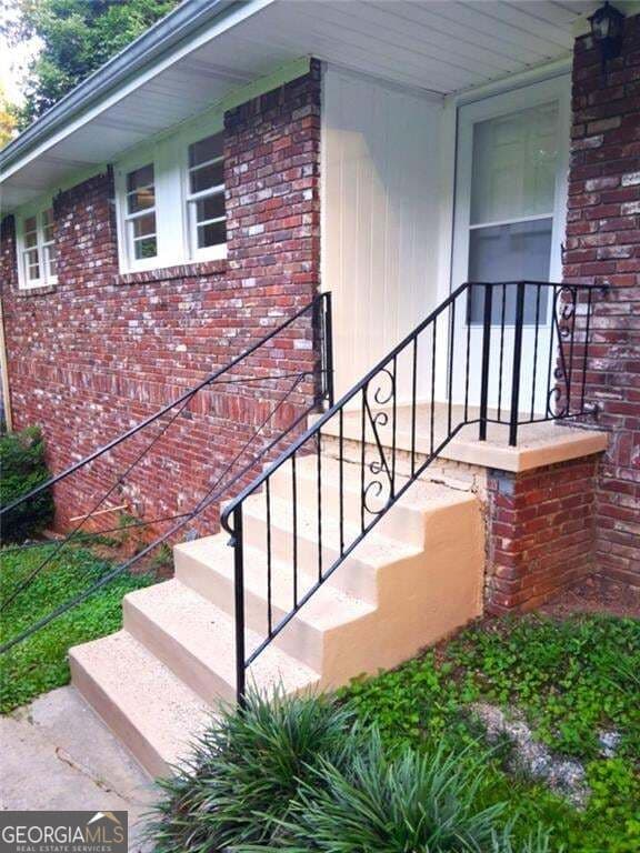 3 bedroom, 1.5 bathroom, 2,354 sq ft single family residence for rent at 1915 Wee Kirk Road, Atlanta, GA 30316 for $1,600 a month — photo 4