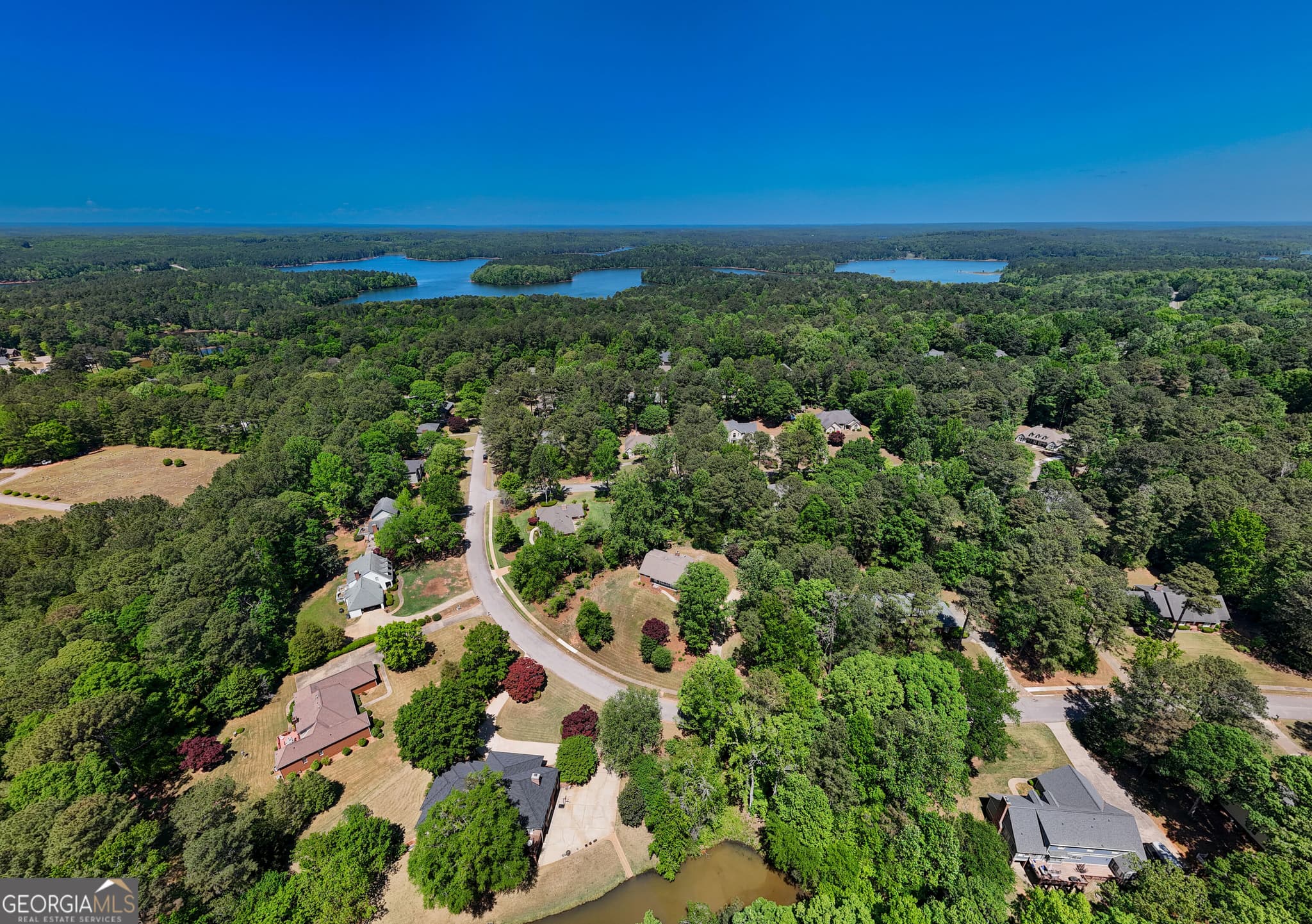 4 bedroom, 2.5 bathroom, 2,774 sq ft single family residence for sale at 406 Ashford Circle, Lagrange, GA 30240 — photo 7