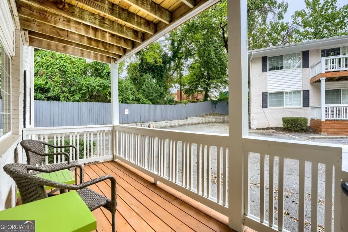1 bedroom, 1 bathroom condominium for rent at 1988 Wellbourne Drive 6, Atlanta, GA 30324 for $1,500 a month — photo 3