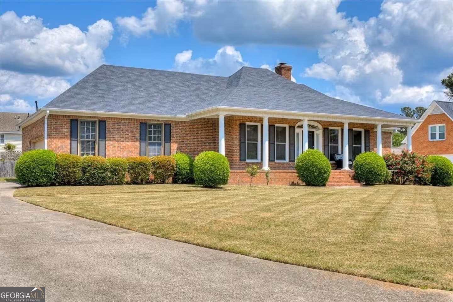4 bedroom, 2.5 bathroom, 2,626 sq ft single family residence for sale at 2703 Boars Head Road, Augusta, GA 30907 — photo 1 of 54
