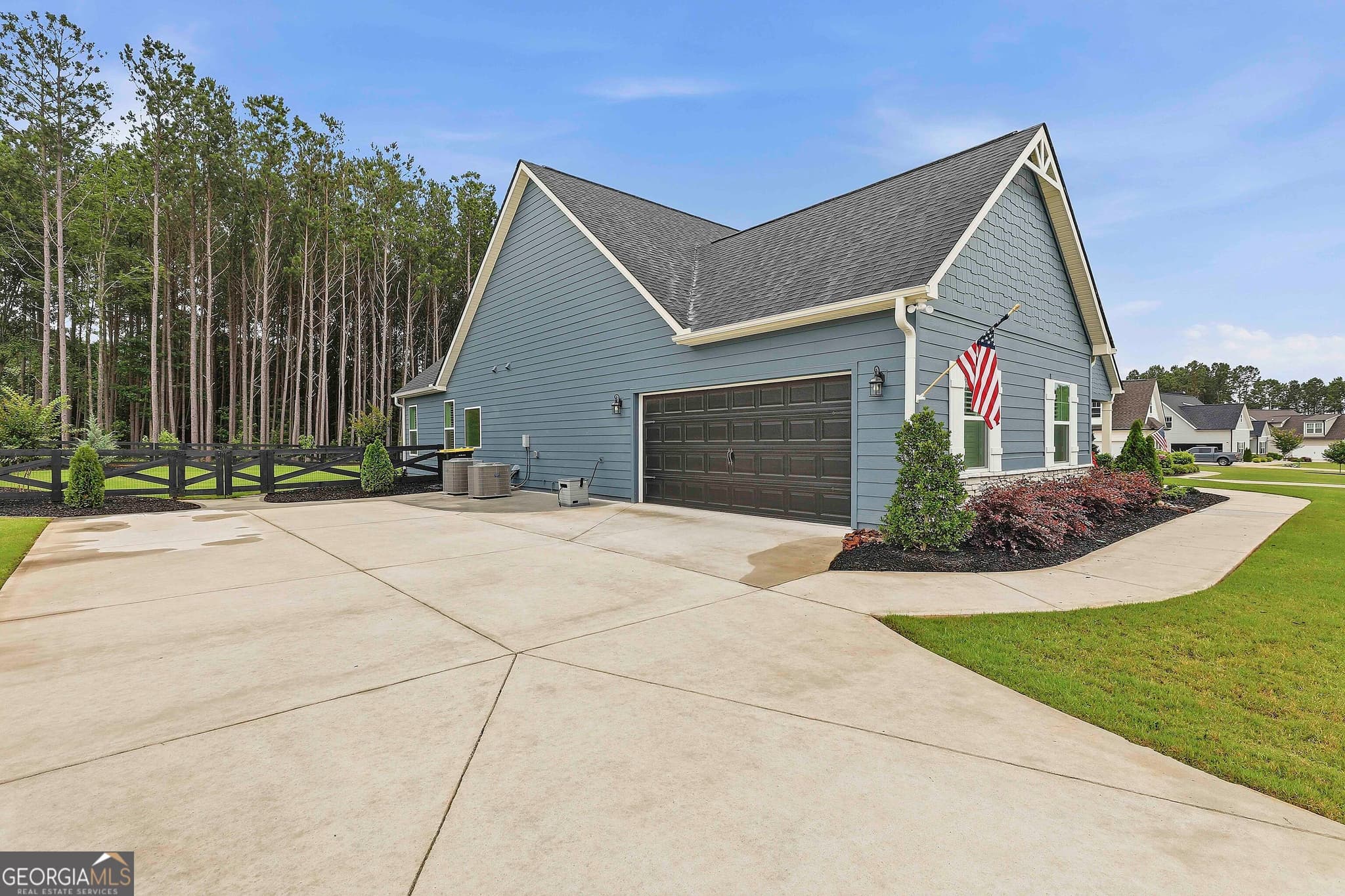 4 bedroom, 3 bathroom, 2,977 sq ft single family residence for sale at 130 Maple Lane, Williamson, GA 30292 — photo 8