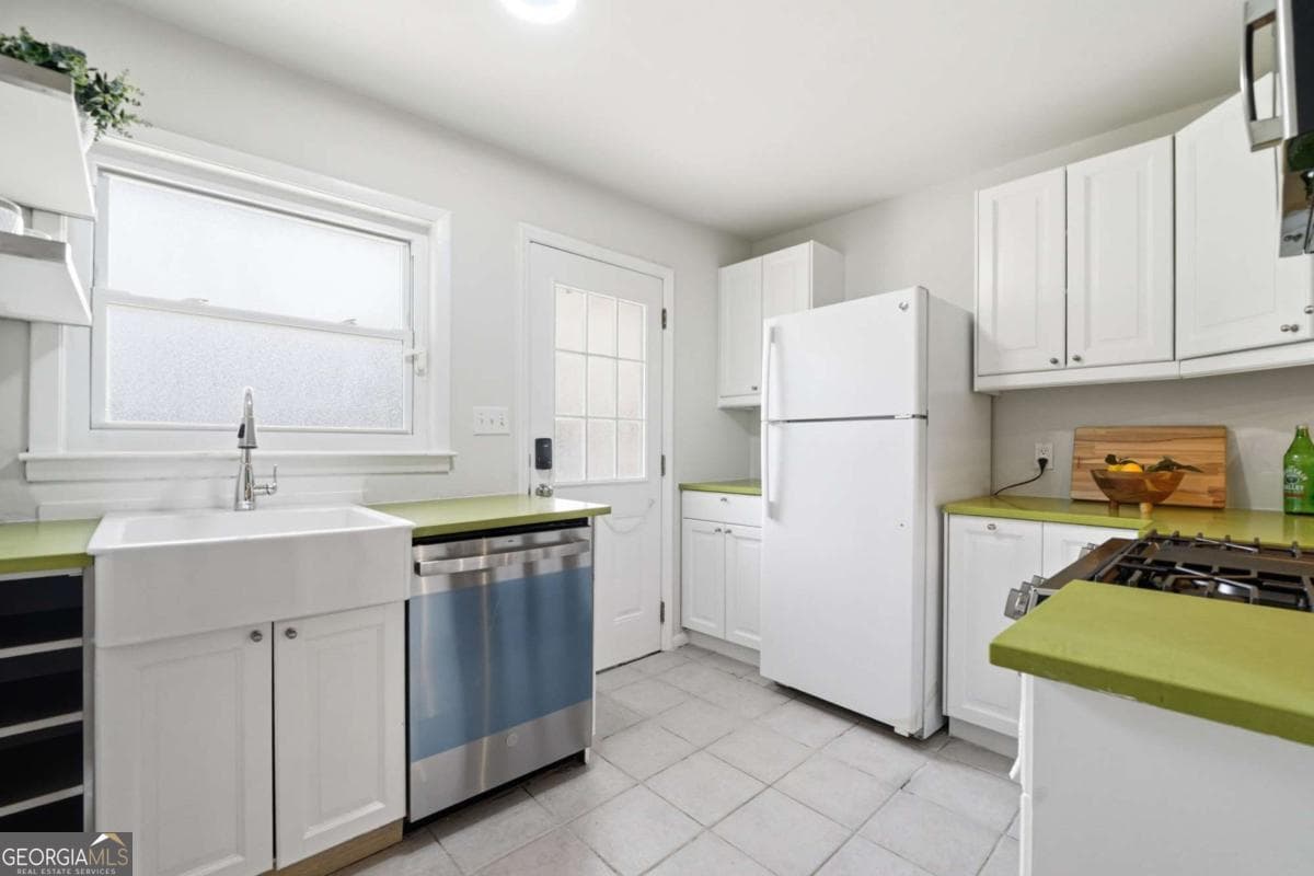 2 bedroom, 2 bathroom, 1,014 sq ft condominium for sale at 1010 Scott Boulevard A2, Decatur, GA 30030 — photo 7