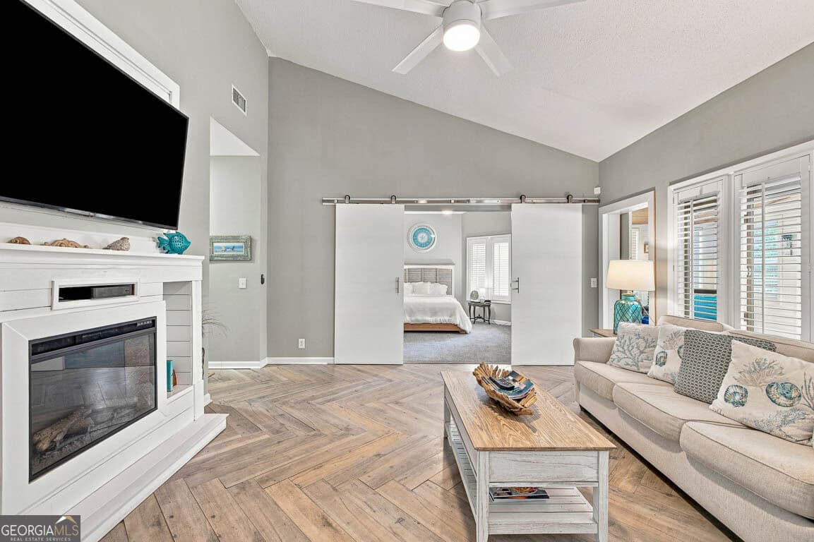 3 bedroom, 2 bathroom, 1,479 sq ft single family residence for sale at 222 Circle Drive, St. Simons, GA 31522 — photo 9