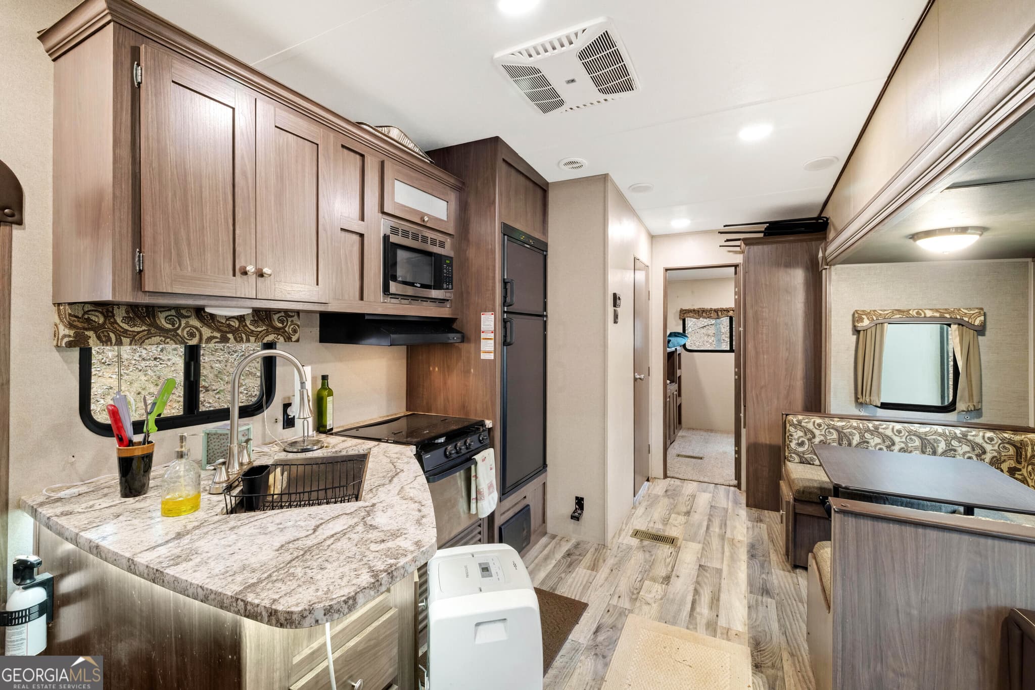 2 bedroom, 1.5 bathroom, 440 sq ft single family residence for sale at 341 25th Street, Ellijay, GA 30540 — photo 7