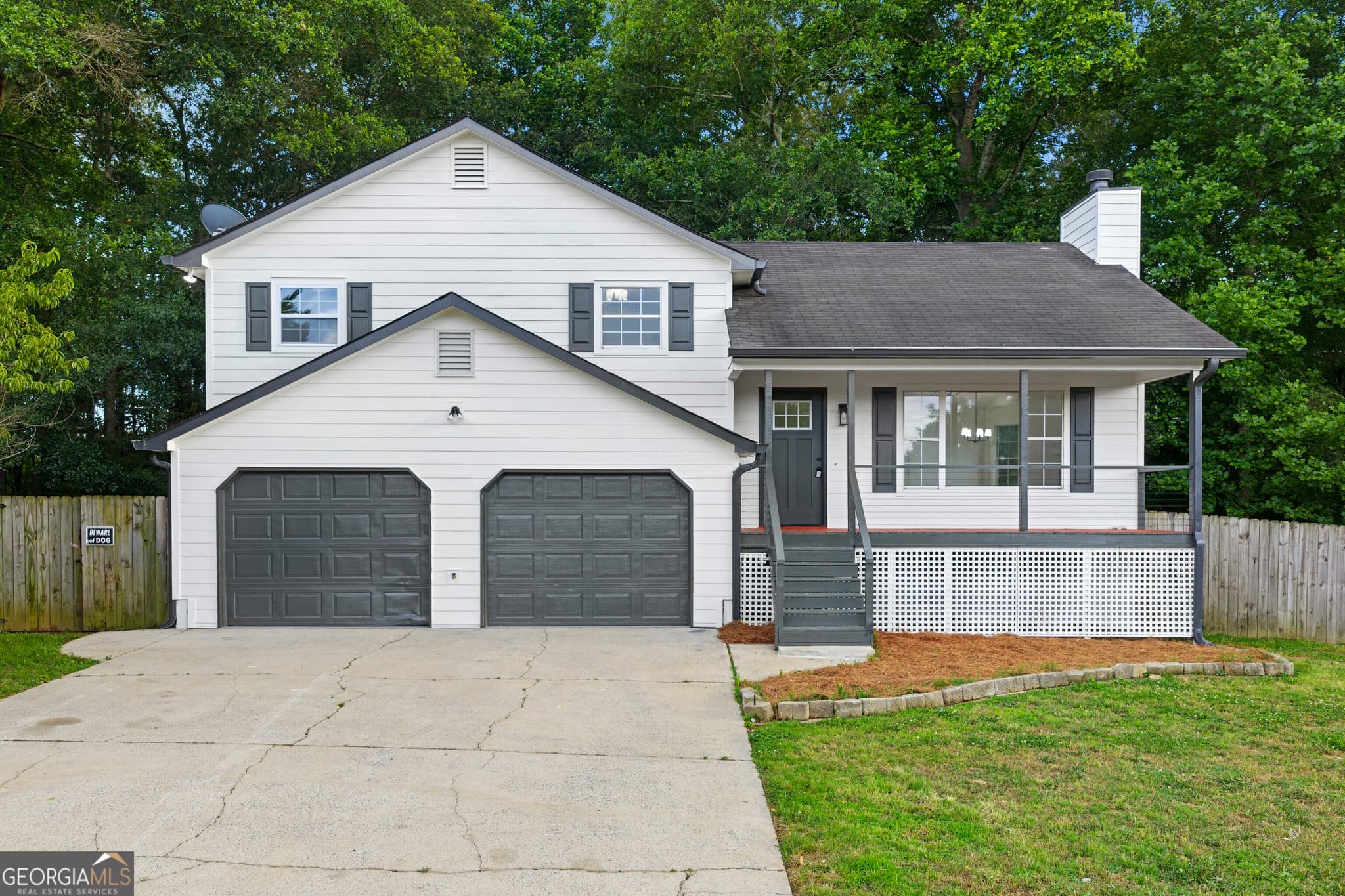 4 bedroom, 2 bathroom, 1,637 sq ft single family residence sold at 12 Creek Bend Court, Euharlee, GA 30120