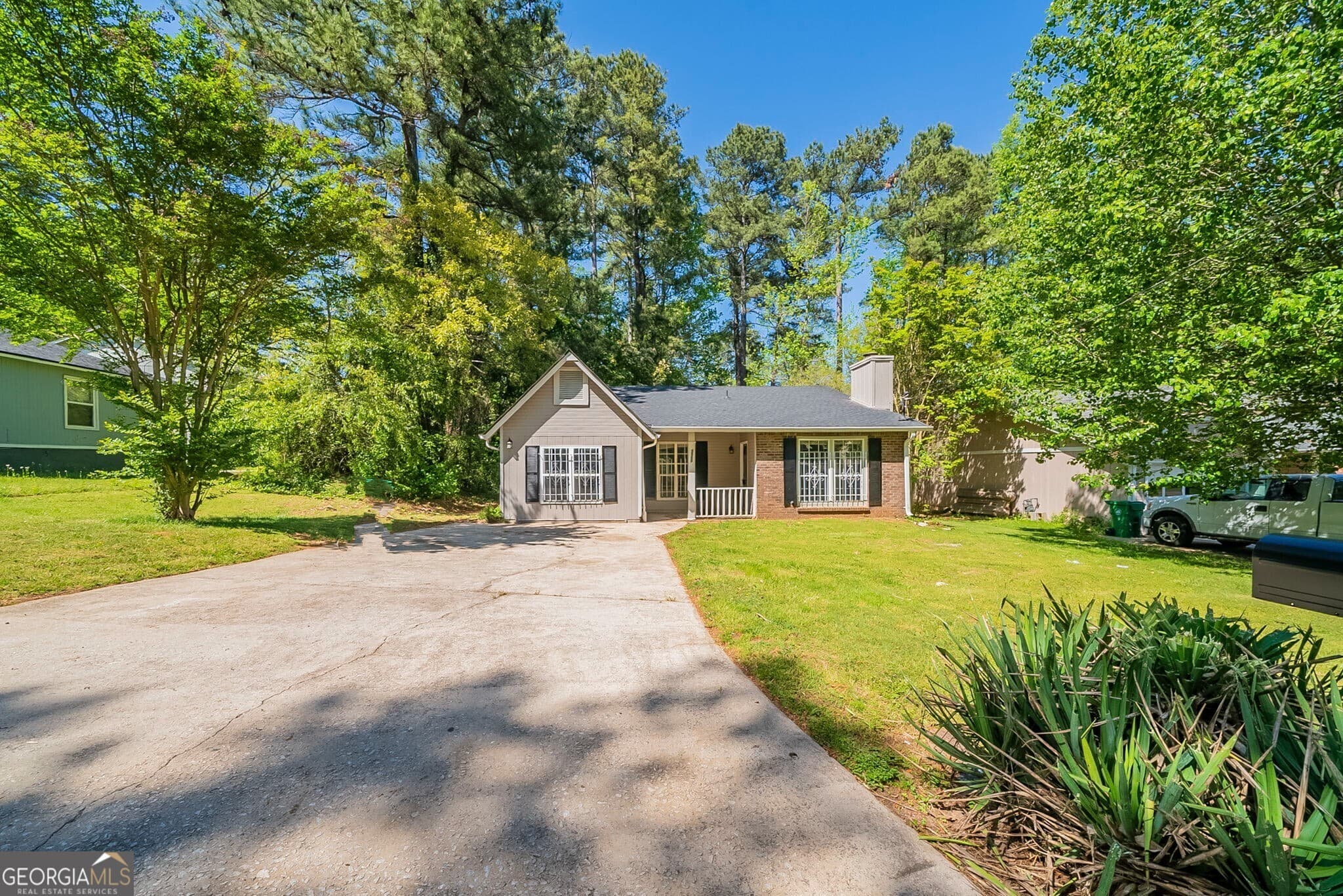 4 bedroom, 2 bathroom, 1,514 sq ft single family residence sold at 5500 Marbut Forest Way, Lithonia, GA 30058