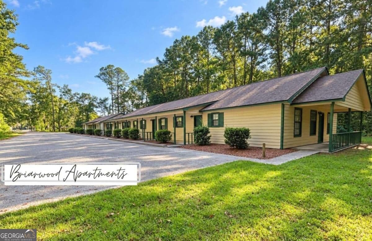 2 bedroom, 1.5 bathroom, 900 sq ft apartment for rent at 200 West Street H, Kingsland, GA 31548 for $950 a month