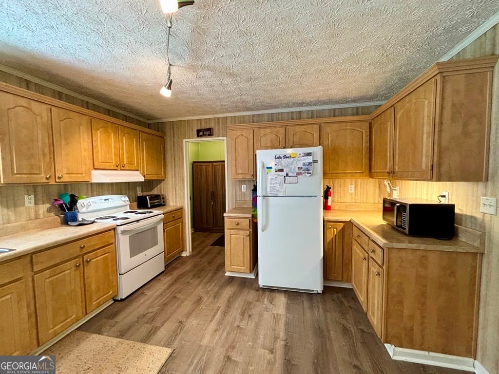 3 bedroom, 2 bathroom, 1,620 sq ft manufactured home,single family residence for sale at 110 Oconee Drive, Sparta, GA 31087 — photo 8