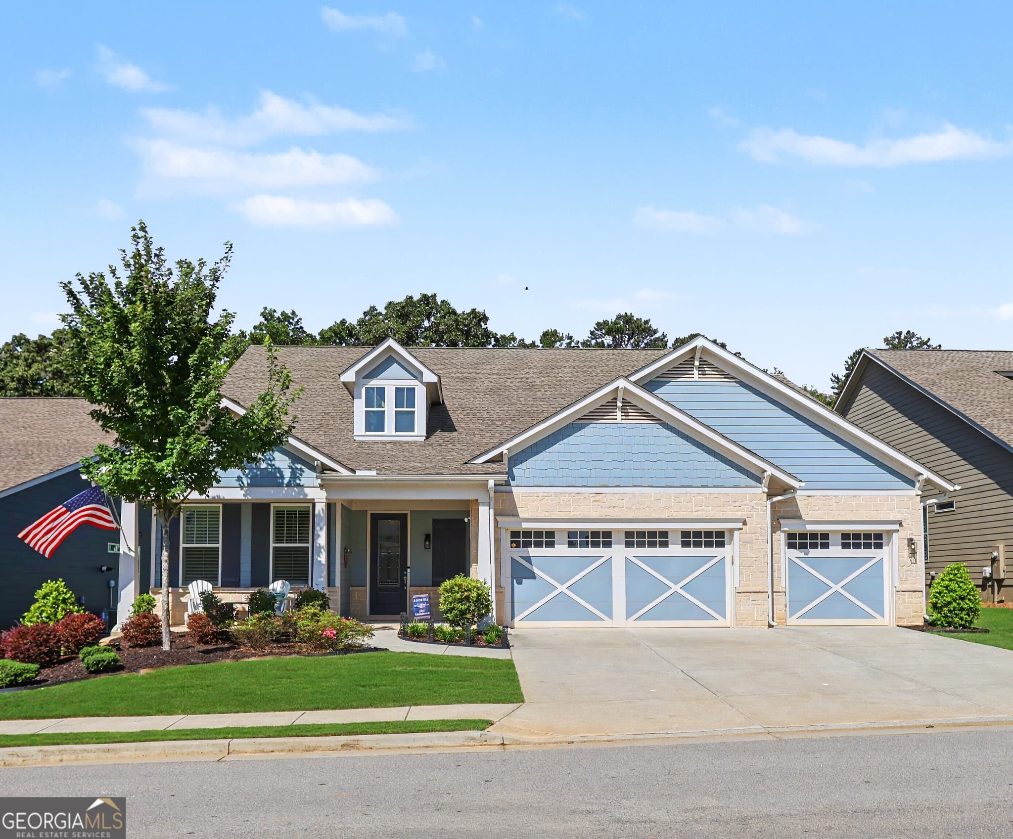 3 bedroom, 3.5 bathroom, 2,754 sq ft single family residence for sale at 286 Chatuge Drive, Hoschton, GA 30548 — photo 1 of 50