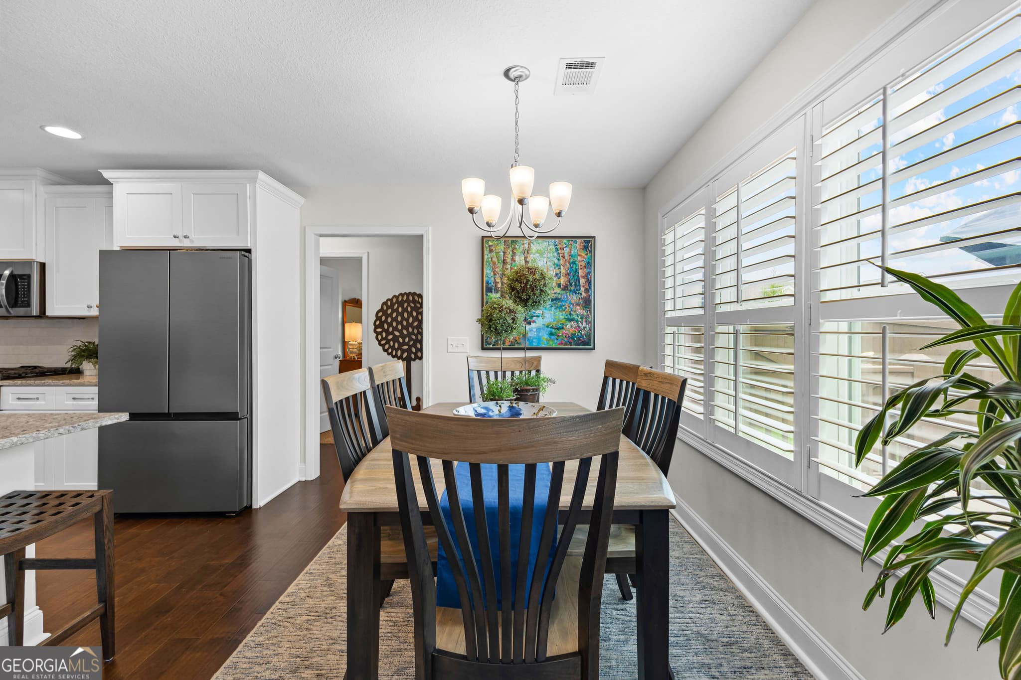 4 bedroom, 3 bathroom, 2,279 sq ft single family residence for sale at 557 Lago Court, Lagrange, GA 30241 — photo 10